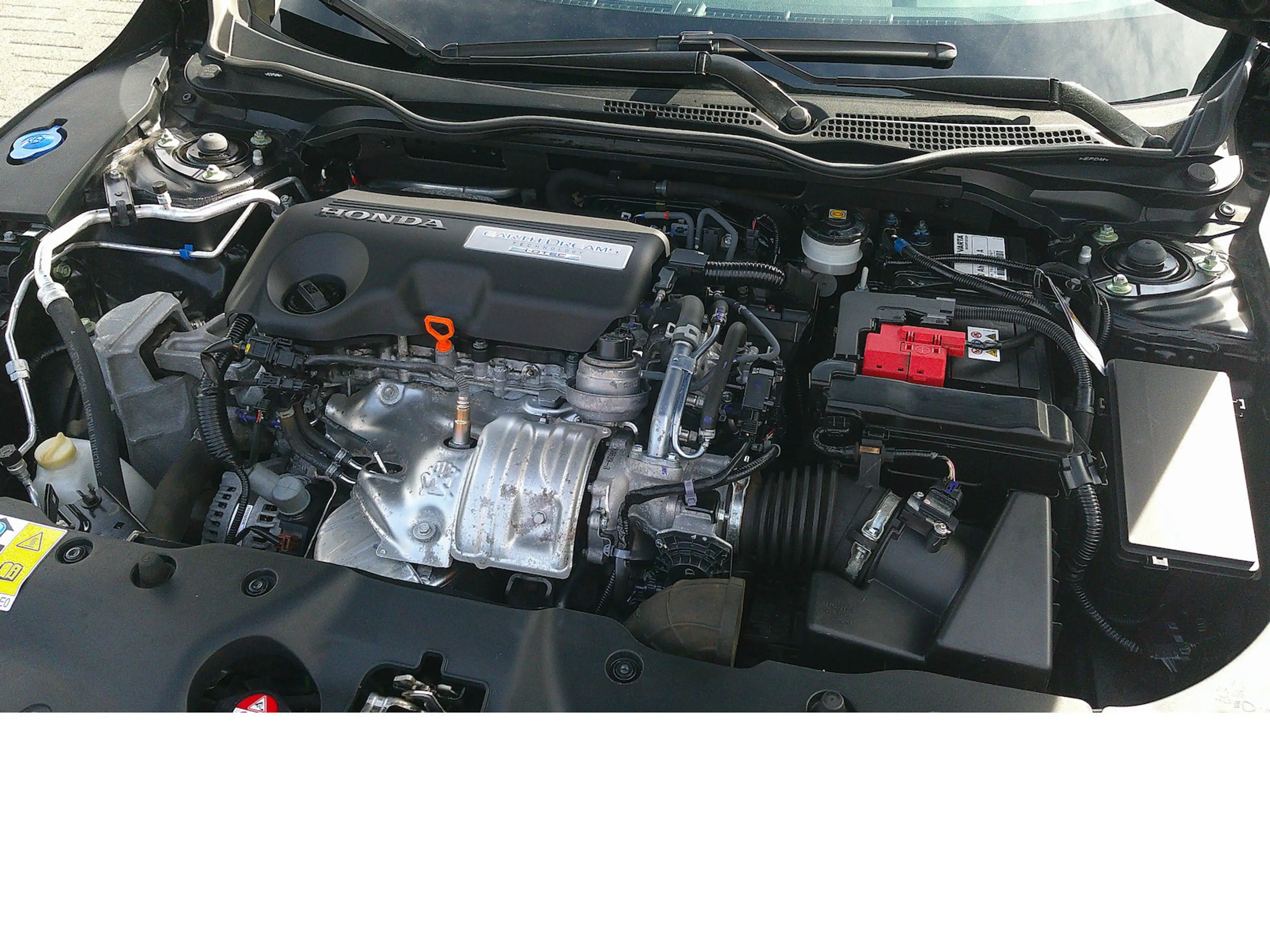 Honda Civic 1,6 i-DTEC Elegance Automatic — photo 12