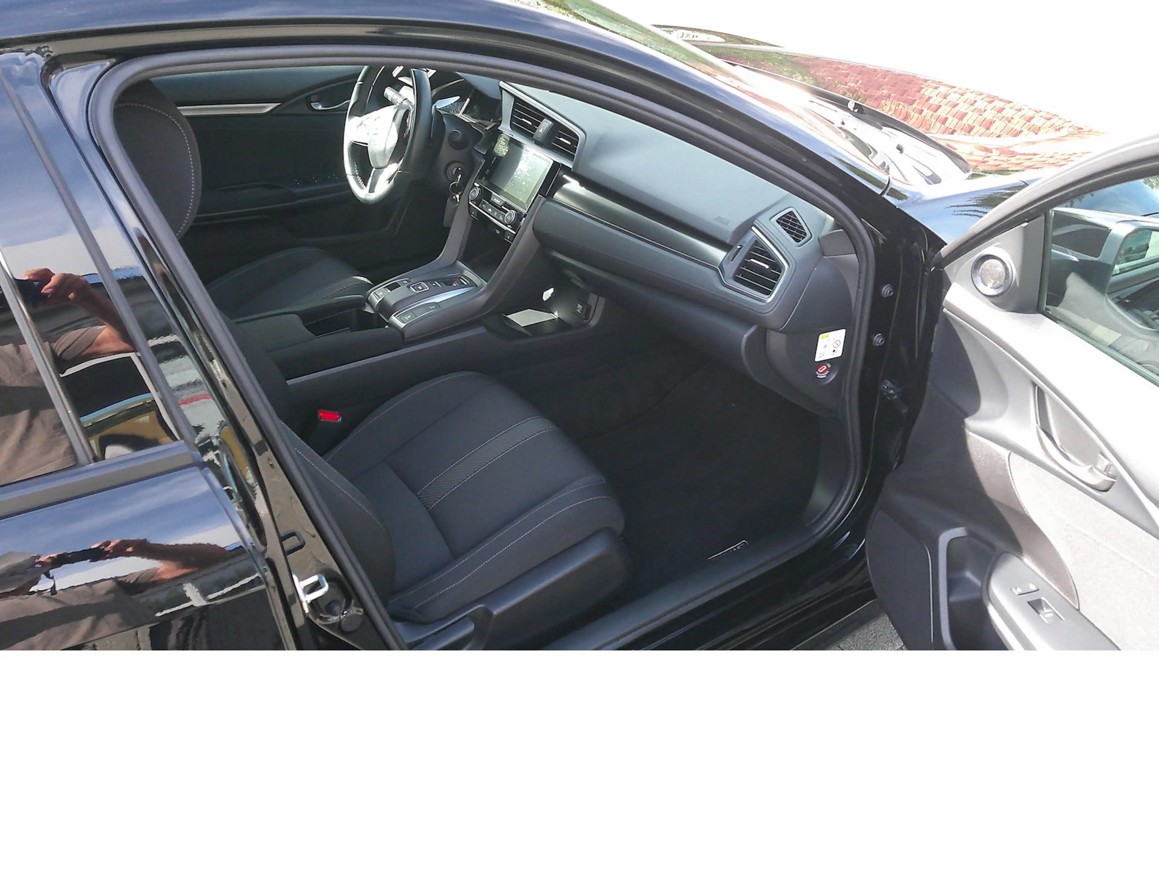 Honda Civic 1,6 i-DTEC Elegance Automatic — photo 11