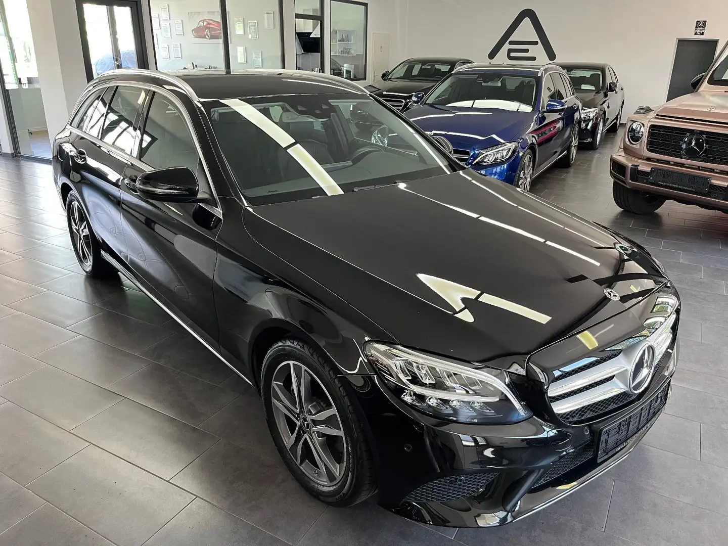 Mercedes-Benz C 200 T Navi/LED/Kamera/Smartphone/Spurpaket/AHK Negro - 1