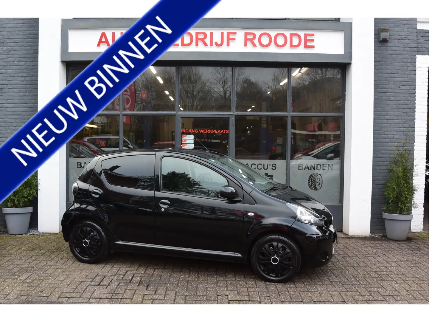 Toyota Aygo 1.0-12V 5Drs Black Line NIEUW STAAT,AIRCO! Noir - 1