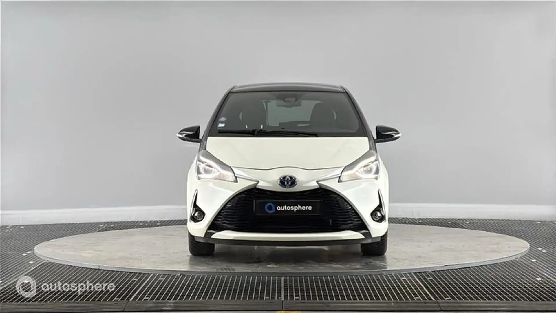 Toyota Yaris 100h Collection 5p - 2