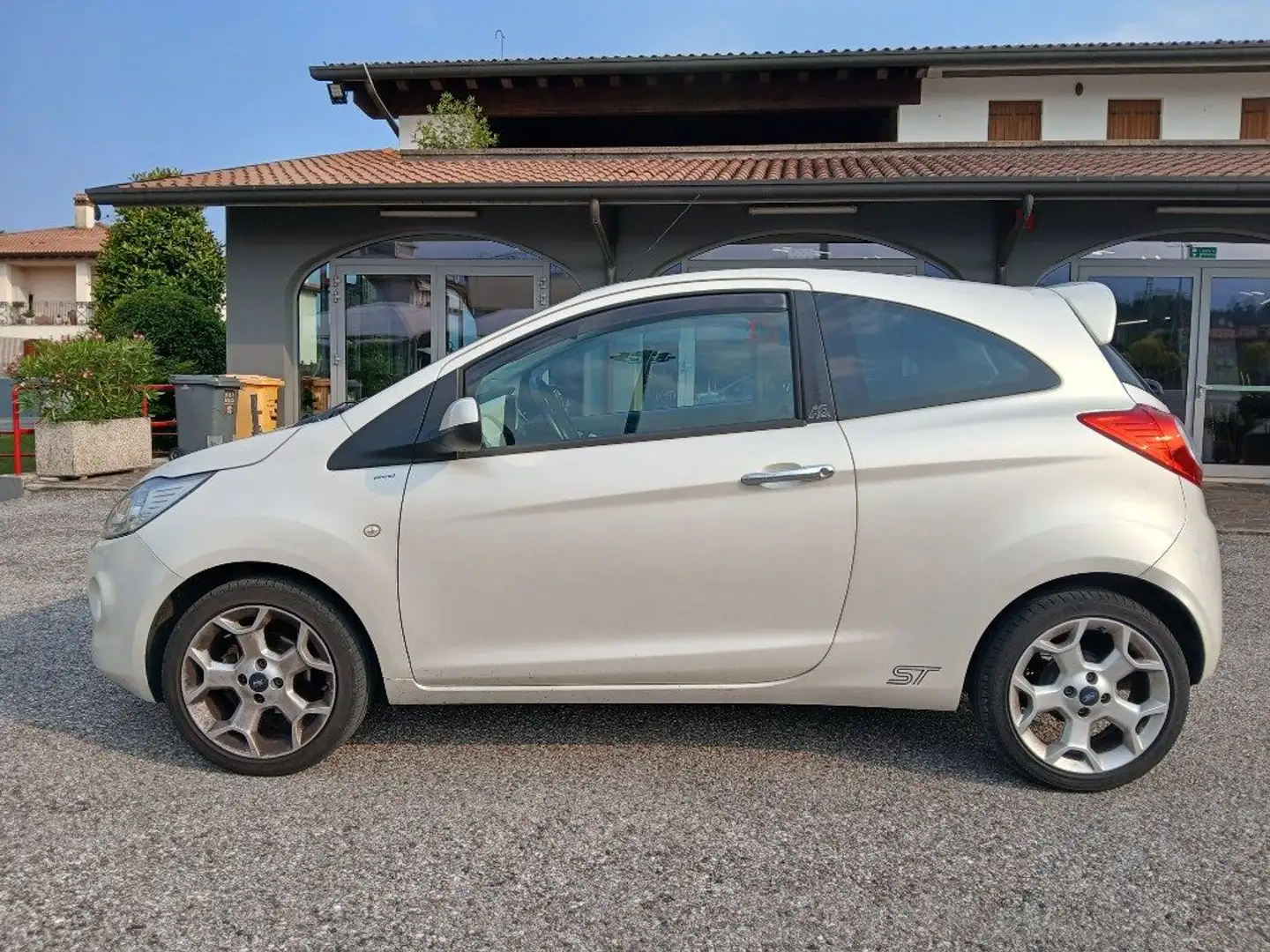 Ford Ka/Ka+ 1.2 8V 69CV Titanium Weiß - 2