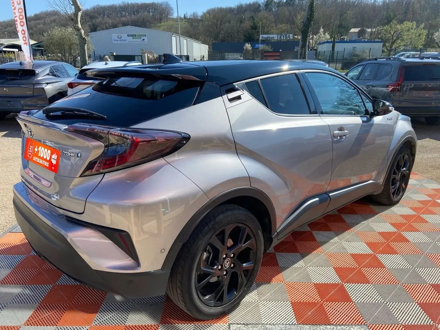 Toyota C-HR 1.8 HYBRID 122 GRAPHIC Gris - 2