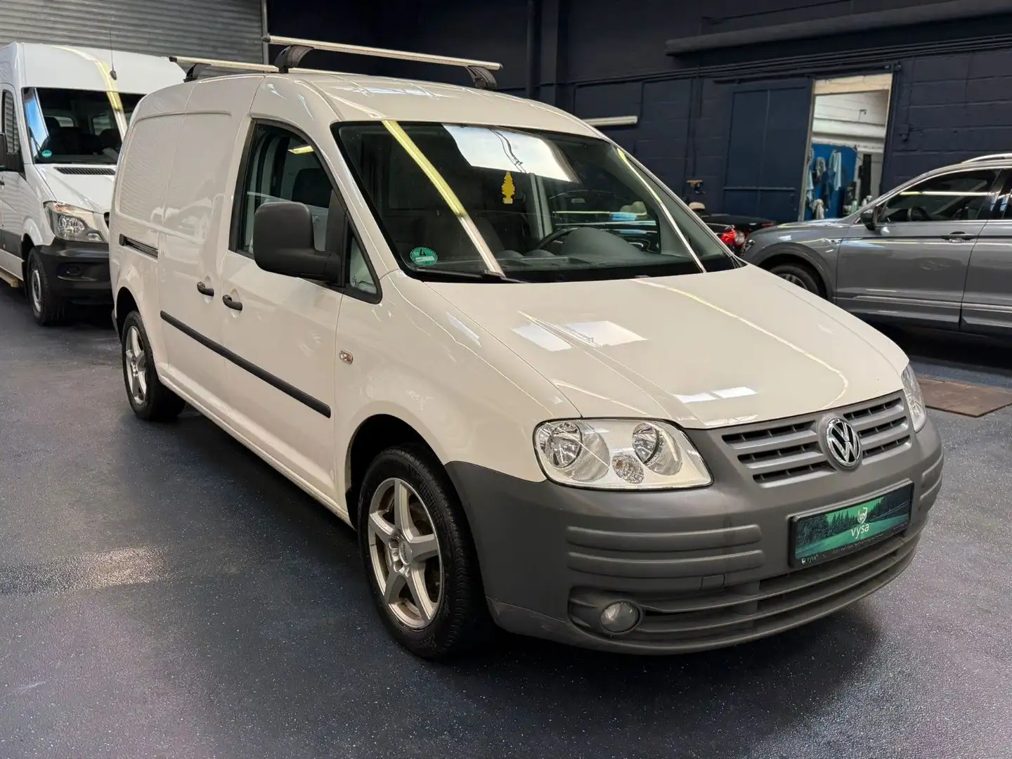 Volkswagen Caddy Maxi Kasten 2. Hand TÜV NEU 02/2028 - 1