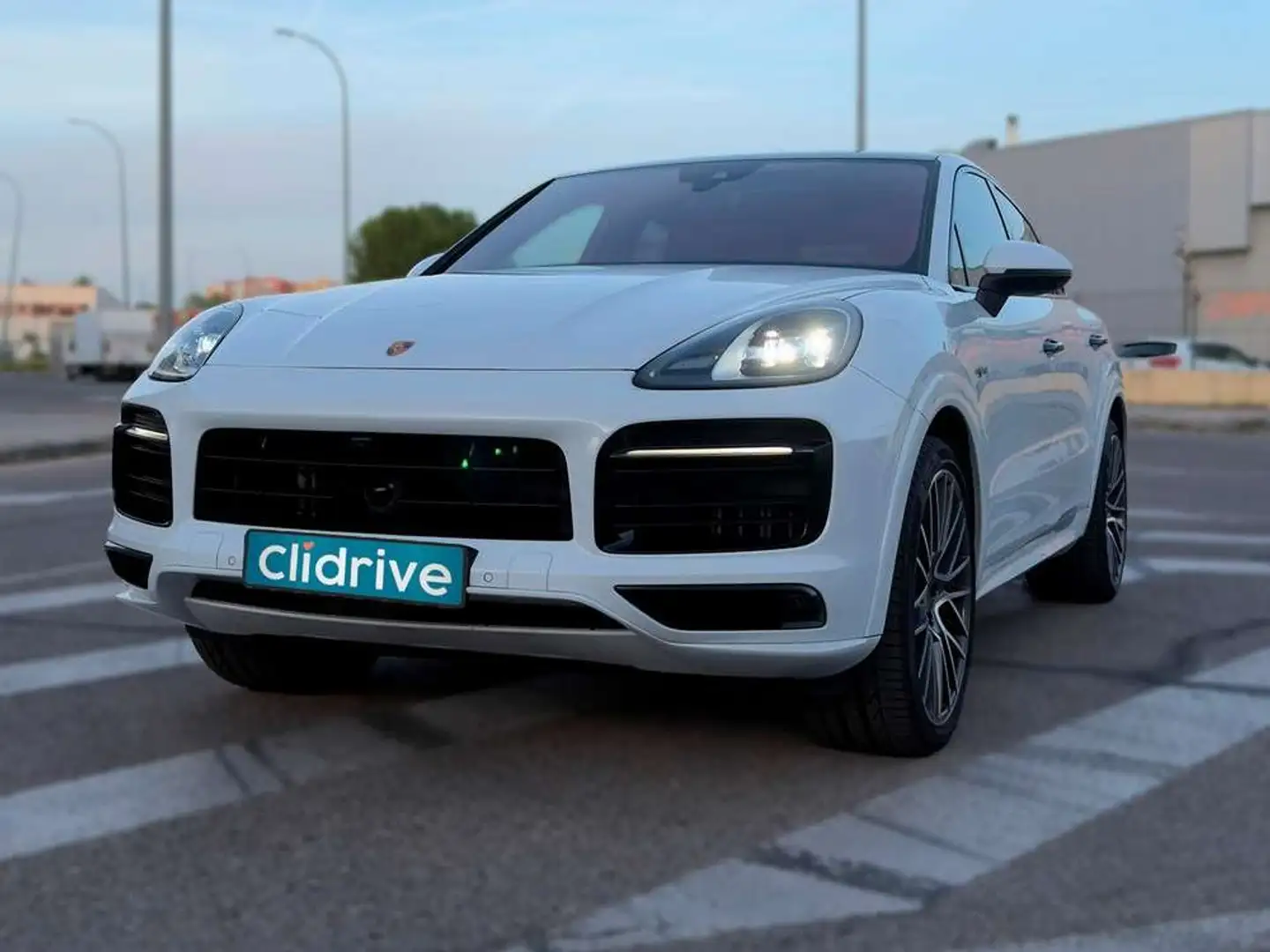 Porsche Cayenne E-Hybrid Platinum Edition Blanco - 2