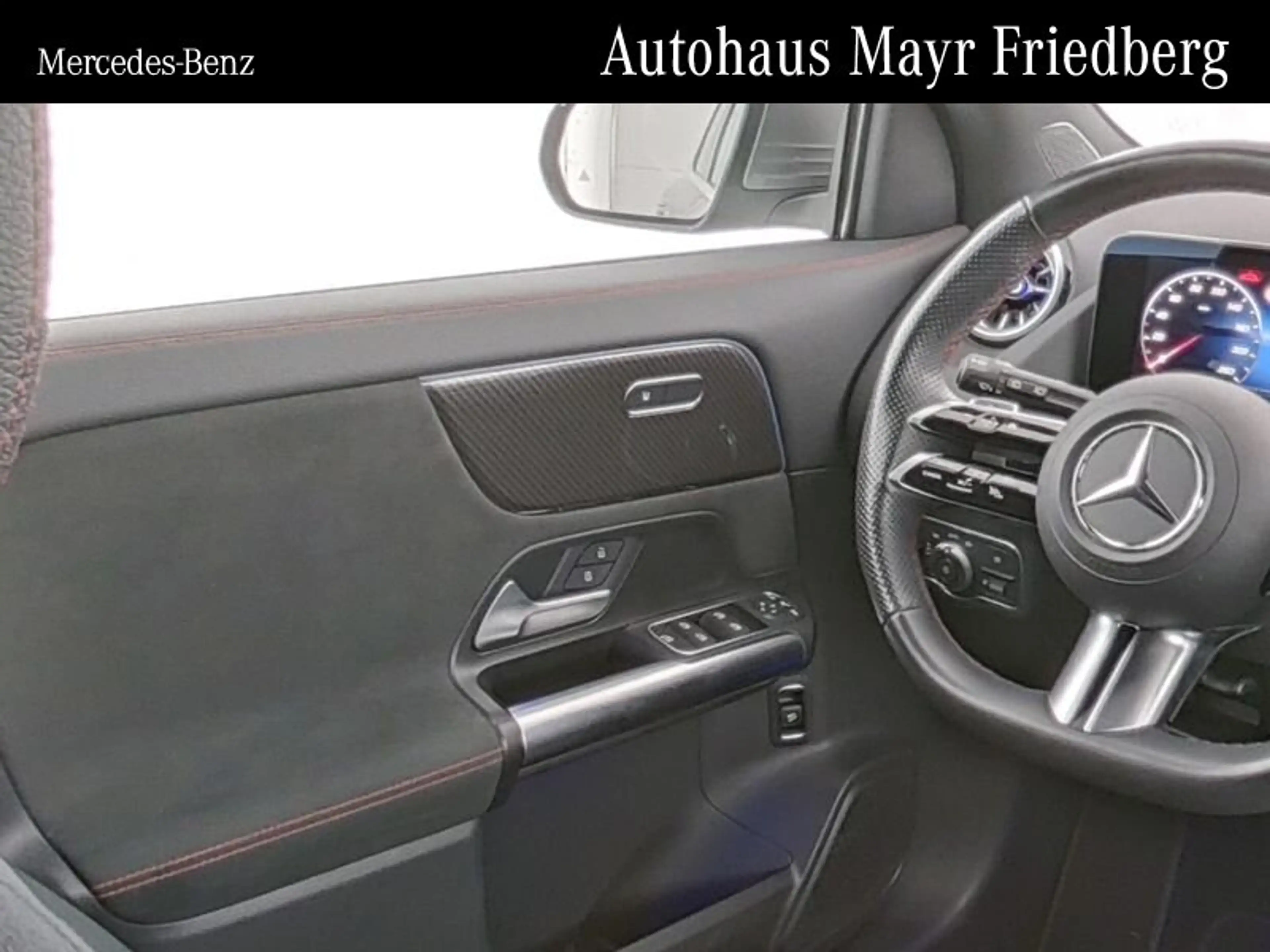 Mercedes-Benz GLA 200 GLA 200 AMG 19"+KEYLESS+TOTWINKEL+EASYPACK+LED — photo 5