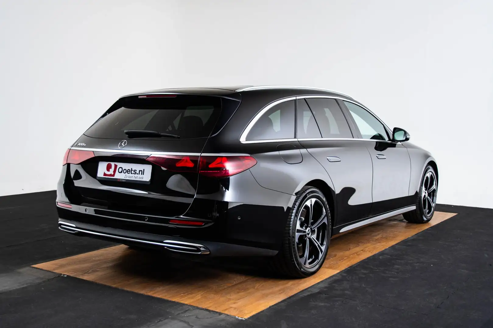 Mercedes-Benz E 300 e Luxury Line Trekhaak - Airmatic - Warmtewerend d Noir - 2