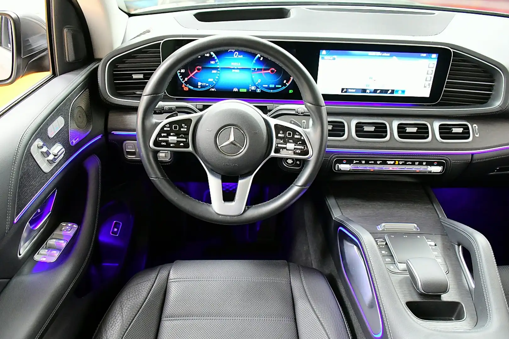 Mercedes-Benz GLE 300 d 4Matic Aut. Gris - 2