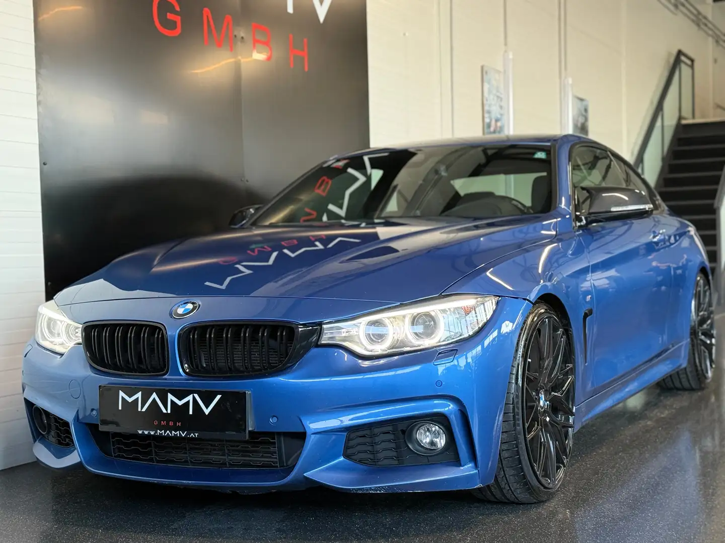 BMW 435 d xDrive F32 M-Sportpaket vom Werk Finanzierung Blau - 1