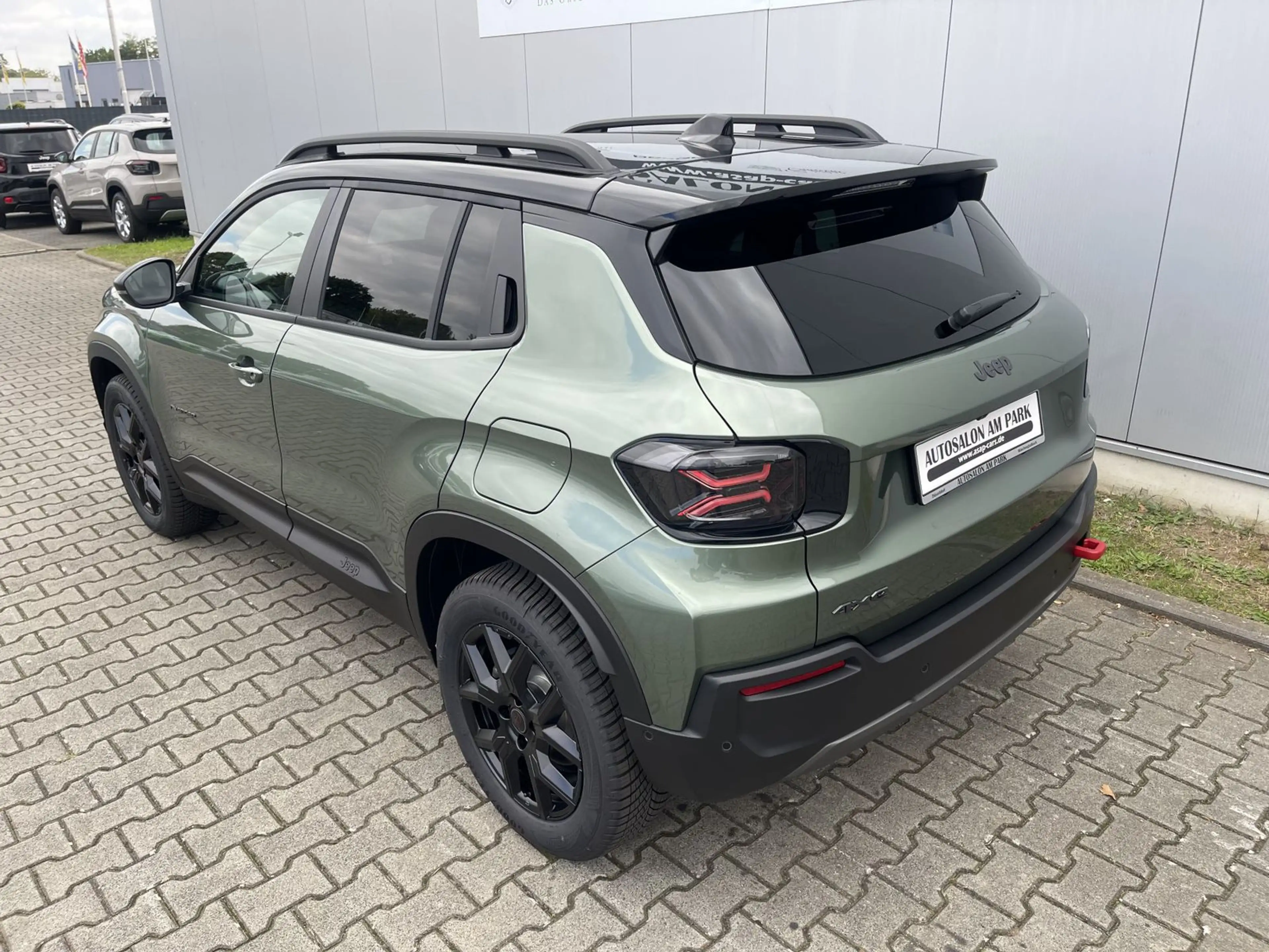 Jeep Avenger Overland 4XE MJ 2027 — photo 13