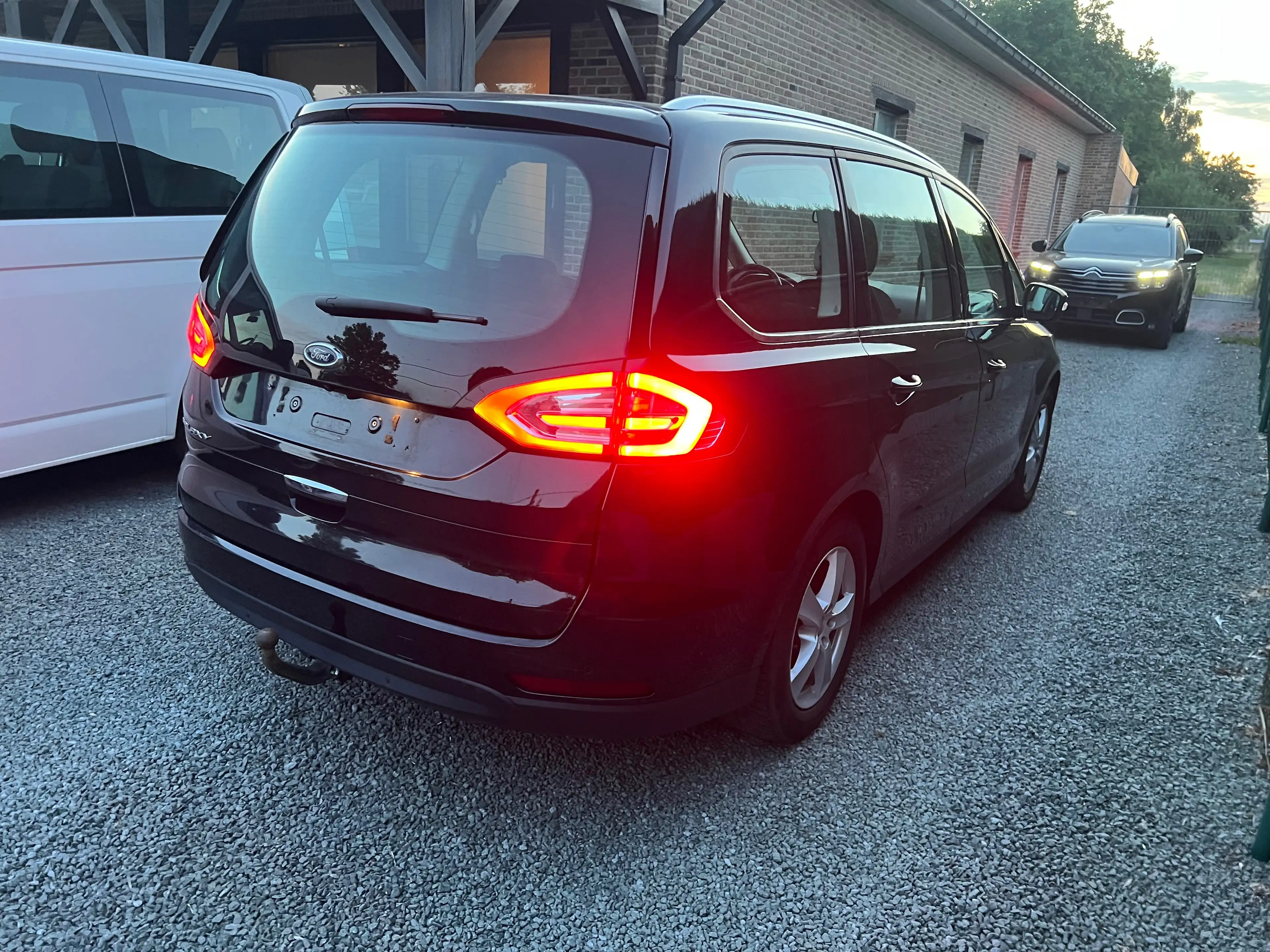 Ford Galaxy Galaxy 2.0 TDCi Titanium (EU6.2) — photo 3
