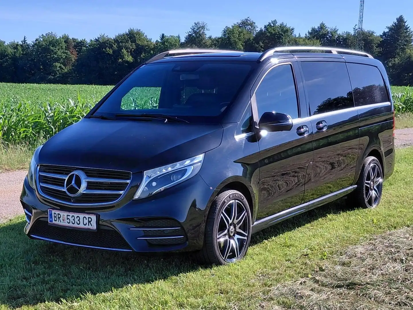 Mercedes-Benz V 250 V 250 d 4MATIC lang Aut. Schwarz - 1
