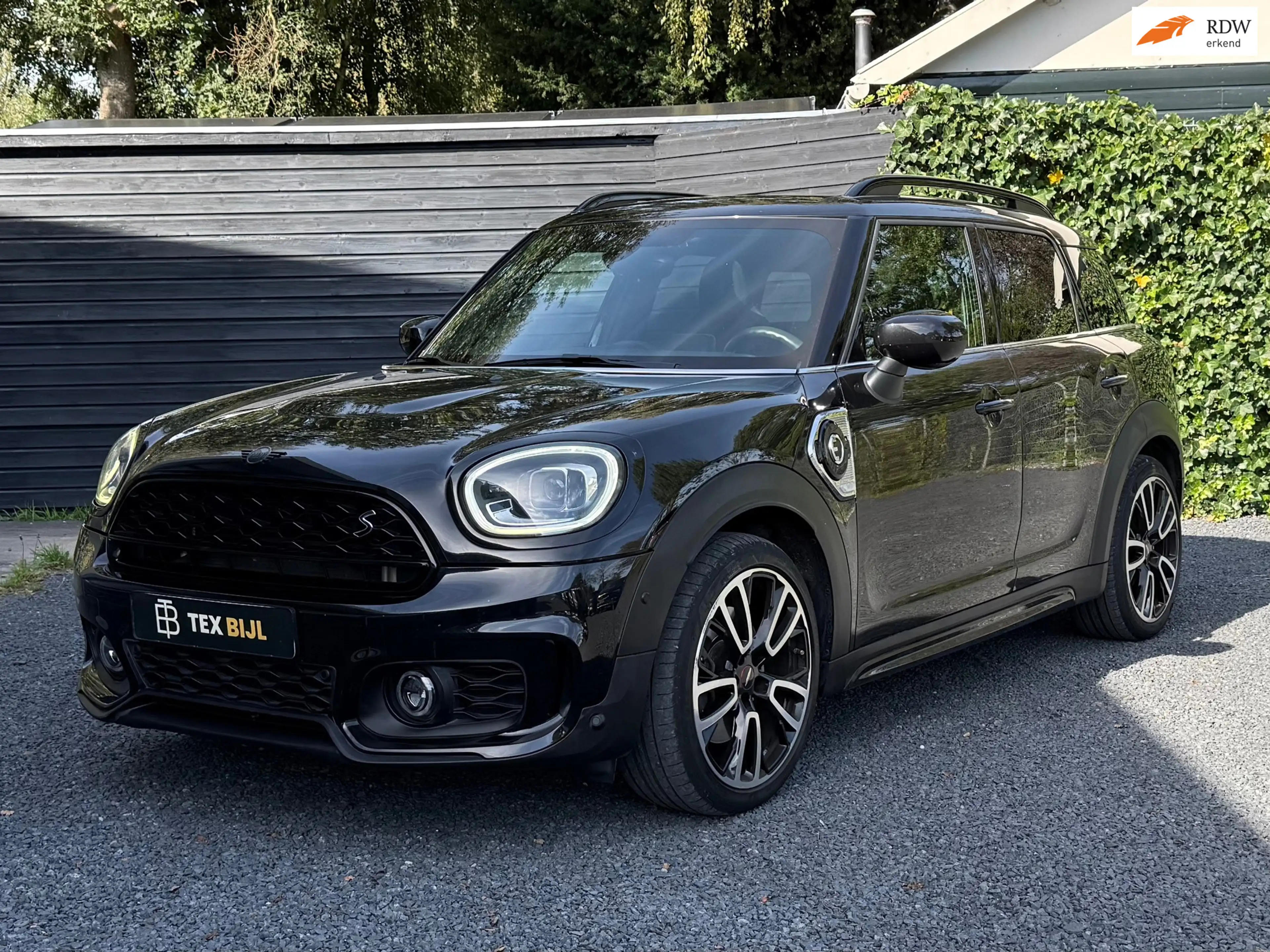MINI Cooper SE Countryman 1.5 ALL4 H&K/PANO/JWC/HUD/ETC!