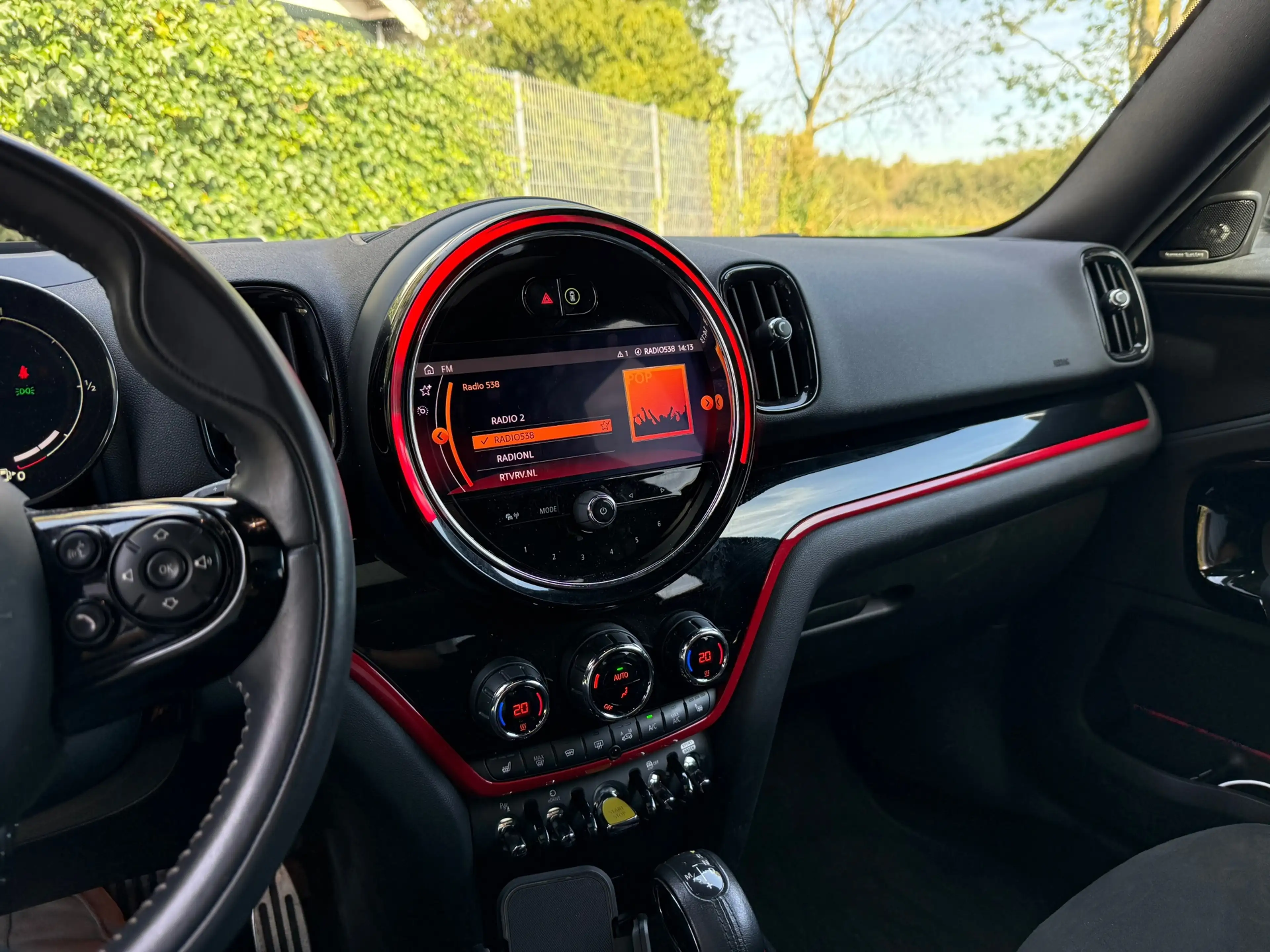 MINI Cooper SE Countryman 1.5 ALL4 H&K/PANO/JWC/HUD/ETC! — photo 14