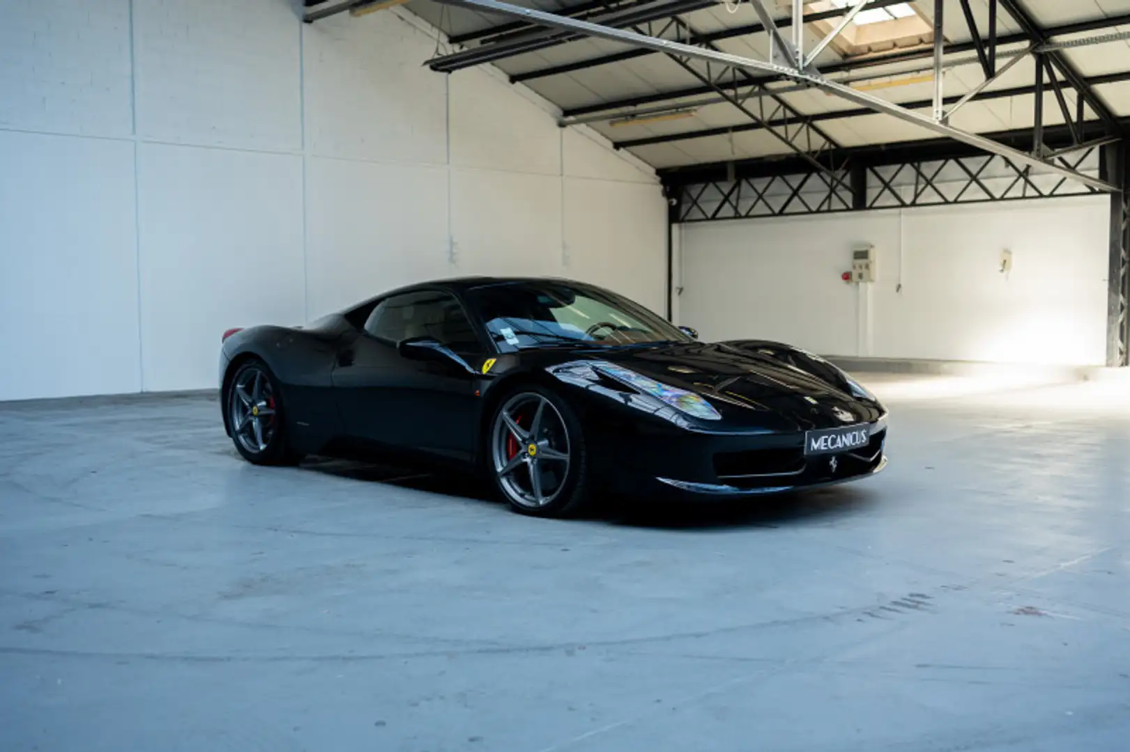 Ferrari Daytona Italia *Nero Daytona \u0026 cuir Ciocolatto* Schwarz - 1