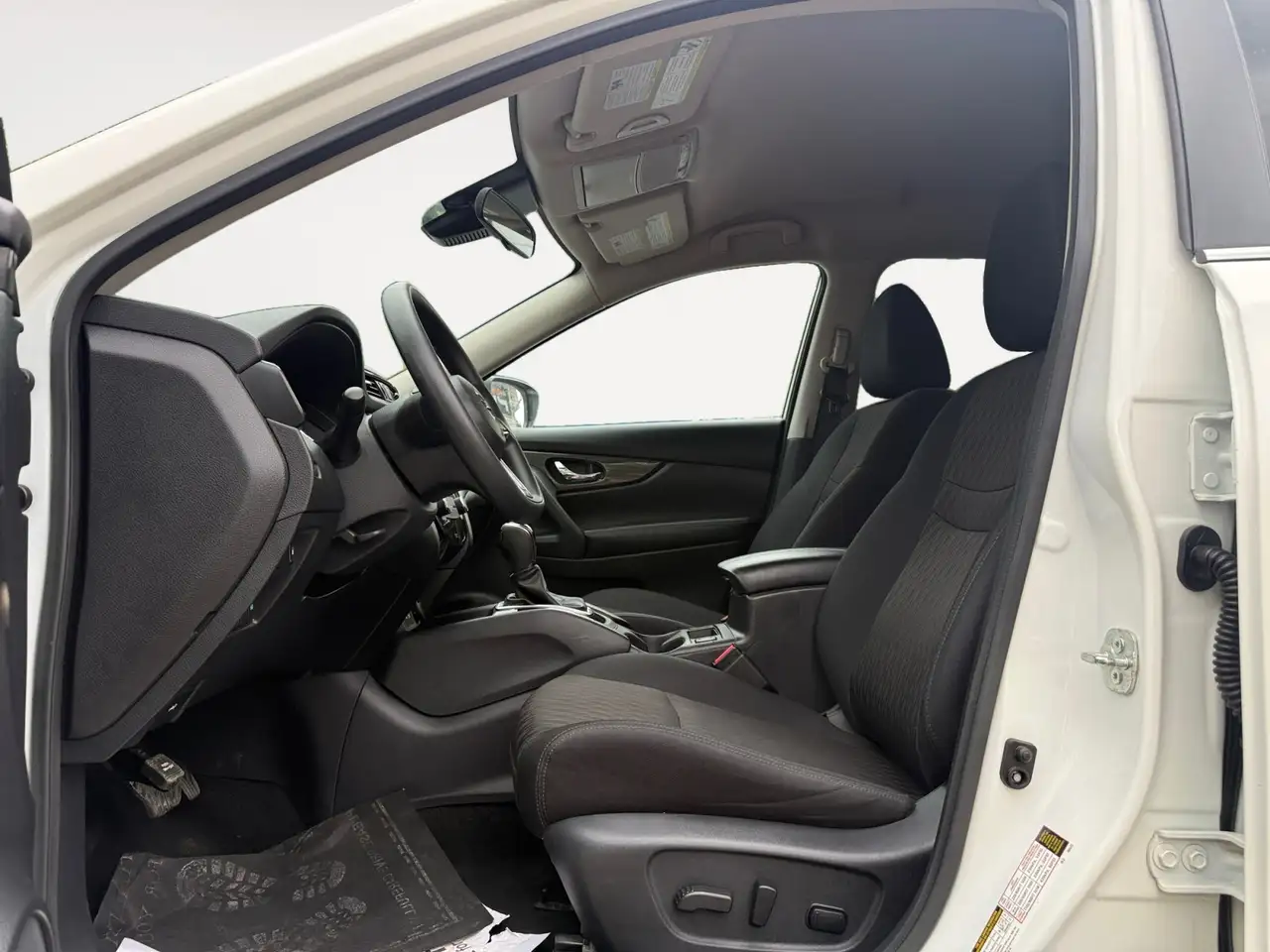 Nissan Rogue fotografie Nissan Rogue