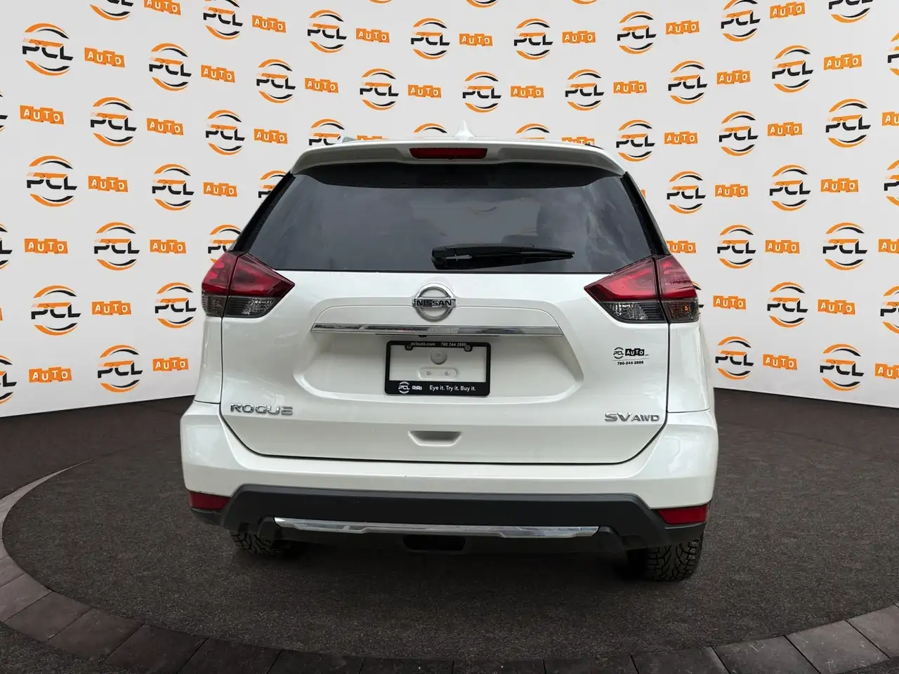 Nissan Rogue fotografie Nissan Rogue