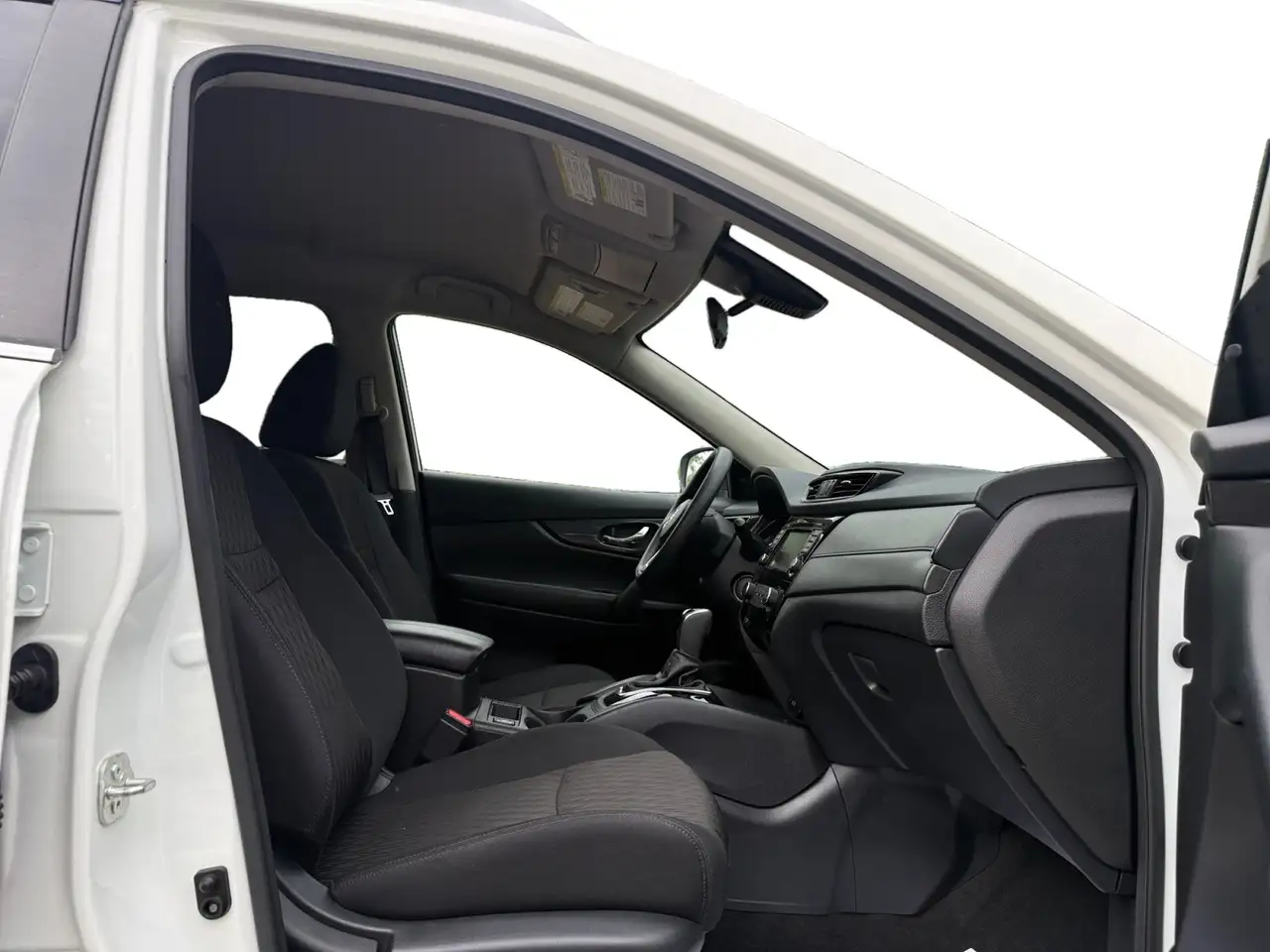 Nissan Rogue fotografie Nissan Rogue