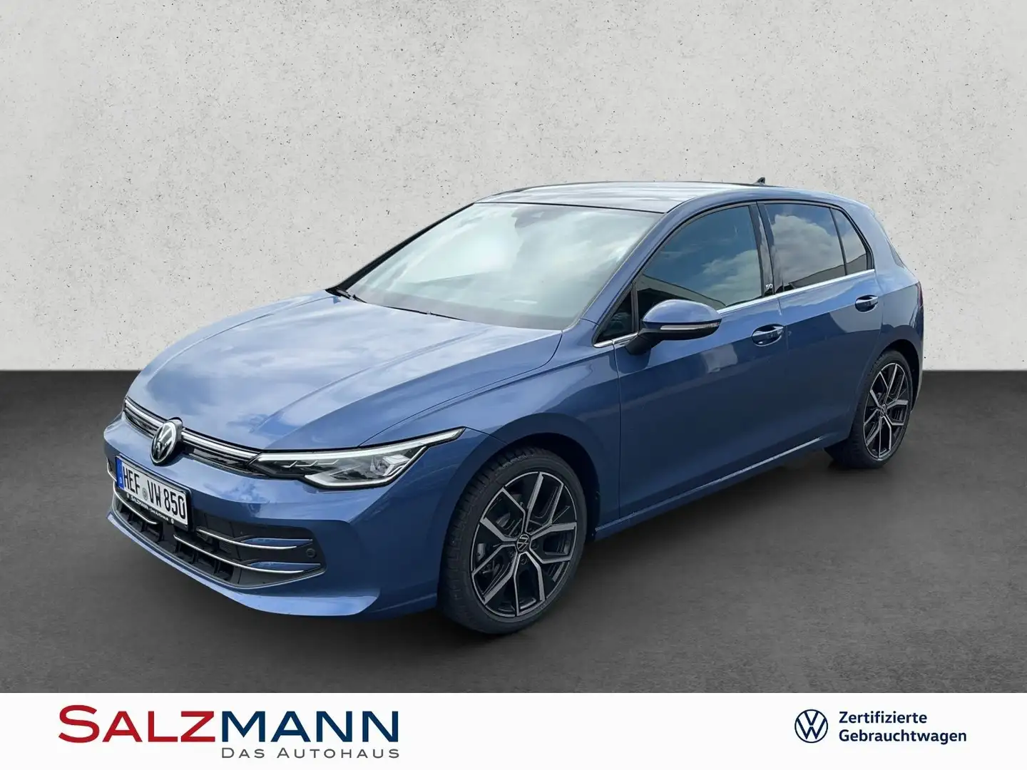 Volkswagen Golf VIII 1.5 eTSI Edition 50 Navi, AHK, DCC, Da Blauw - 1