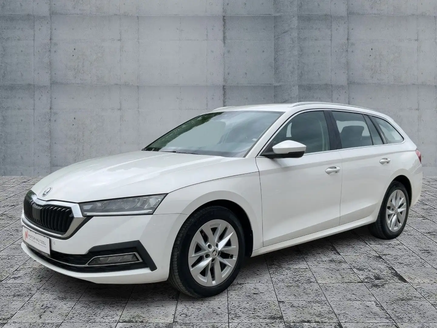 Skoda Octavia Combi 2.0 TDI FIRST ED. LED+NAV+SHZ+PDC Weiß - 2