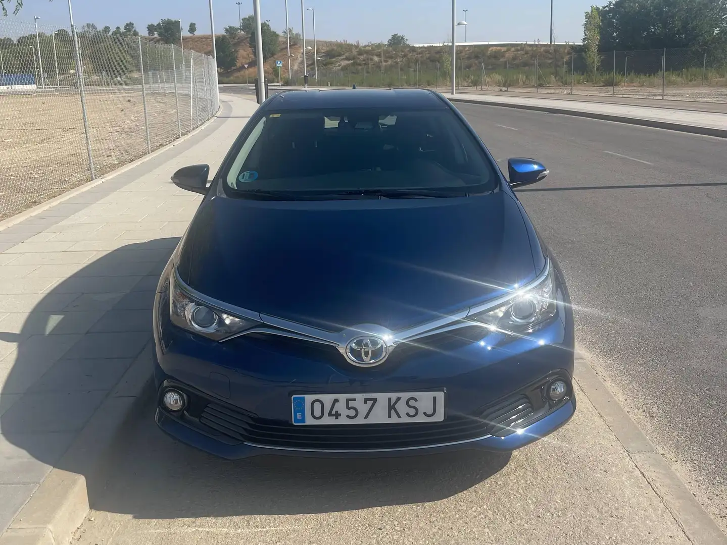 Toyota Auris Auris hybrid 140H Business Business Azul - 2