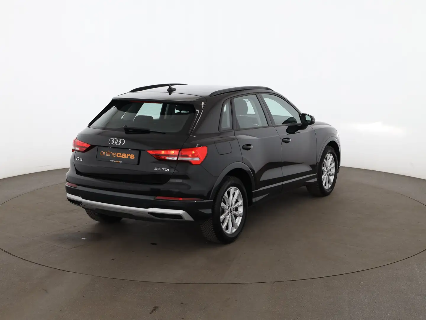 Audi Q3 35 TDI advanced Aut LED RADAR LEDER NAVI TEMP Schwarz - 2