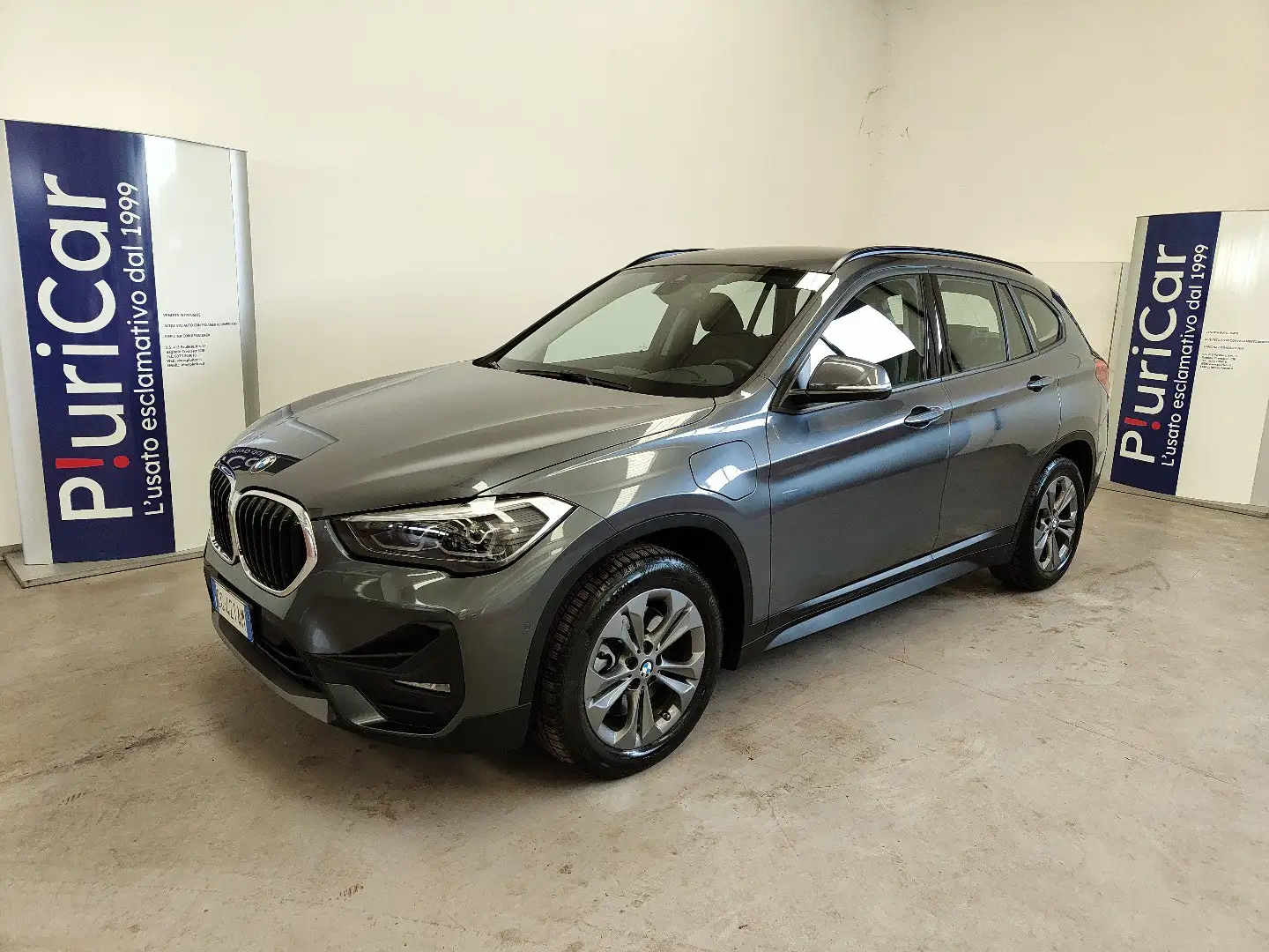 BMW X1 xDrive25e Hybrid Plug-In auto Pelle Cruise Navi Grau - 1
