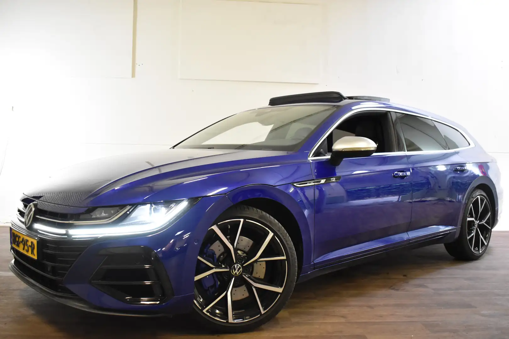 Volkswagen Arteon R Shooting Brake 4Motion 2.0 TSI 320PK DSG R-SPORT Azul - 2