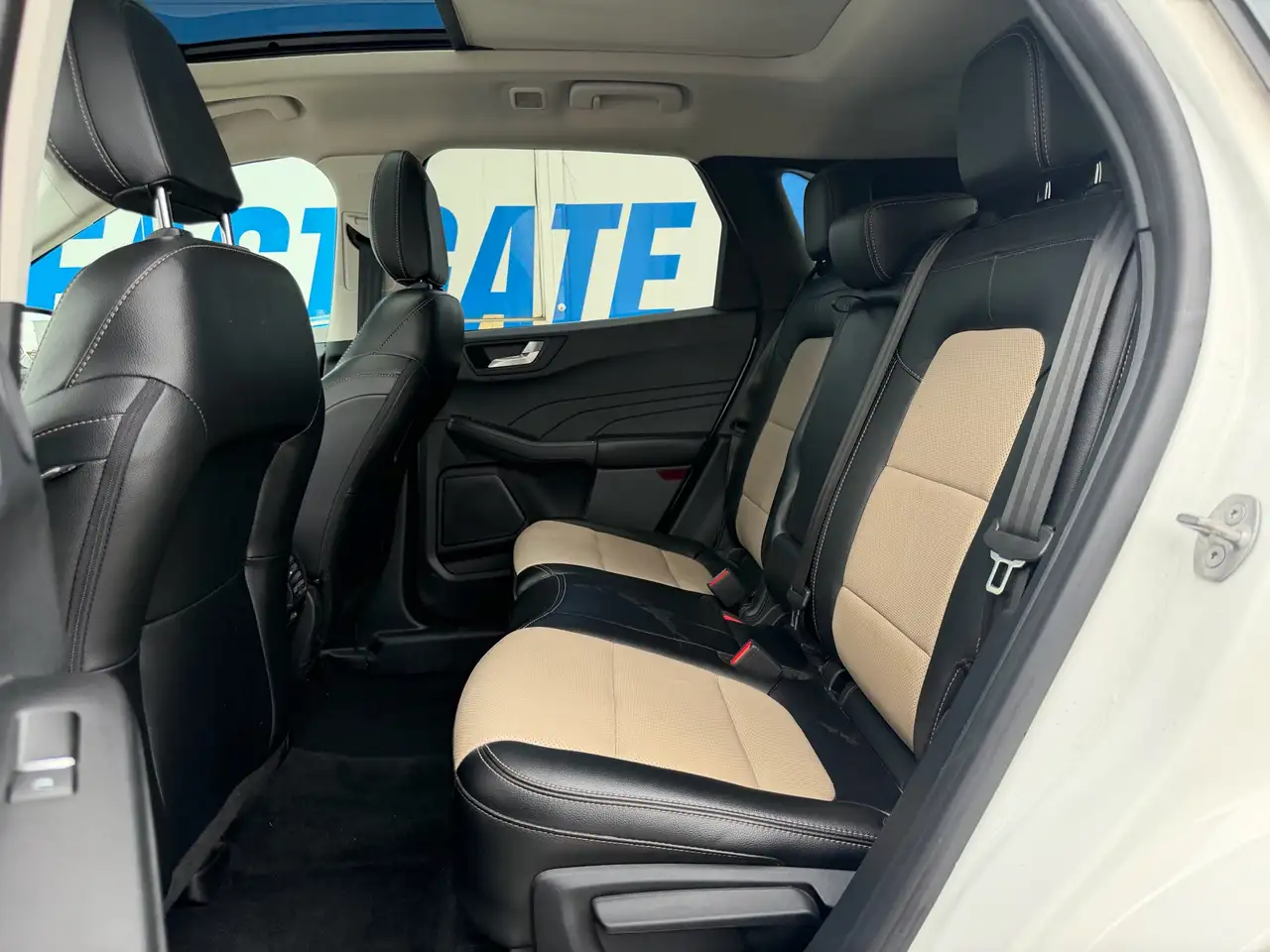 Ford Escape снимка Ford Escape