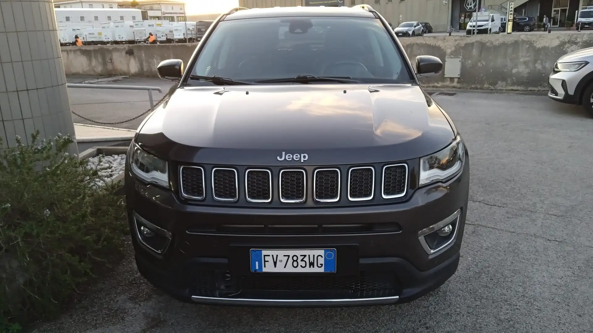 Jeep Compass Compass 1.6 mjt Limited 2wd 120cv my19 Gris - 1