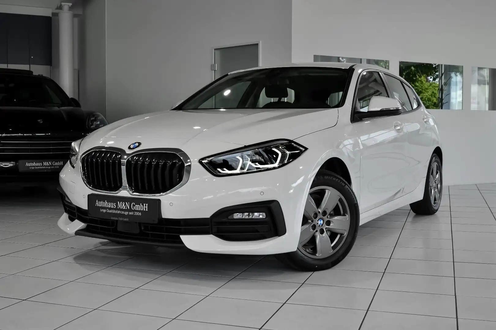 BMW 116 d Advantage *LED* HUD* Ambiente* Blanc - 1