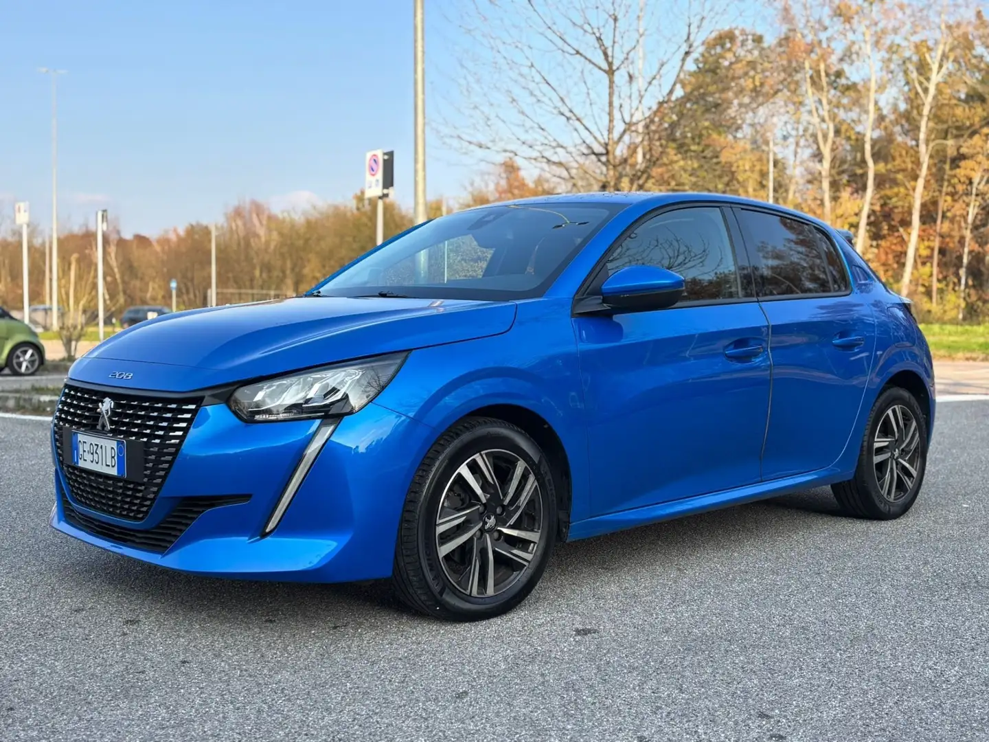 Peugeot 208 208 PureTech 100 Stop&Start EAT8 5 porte Allure Bleu - 1