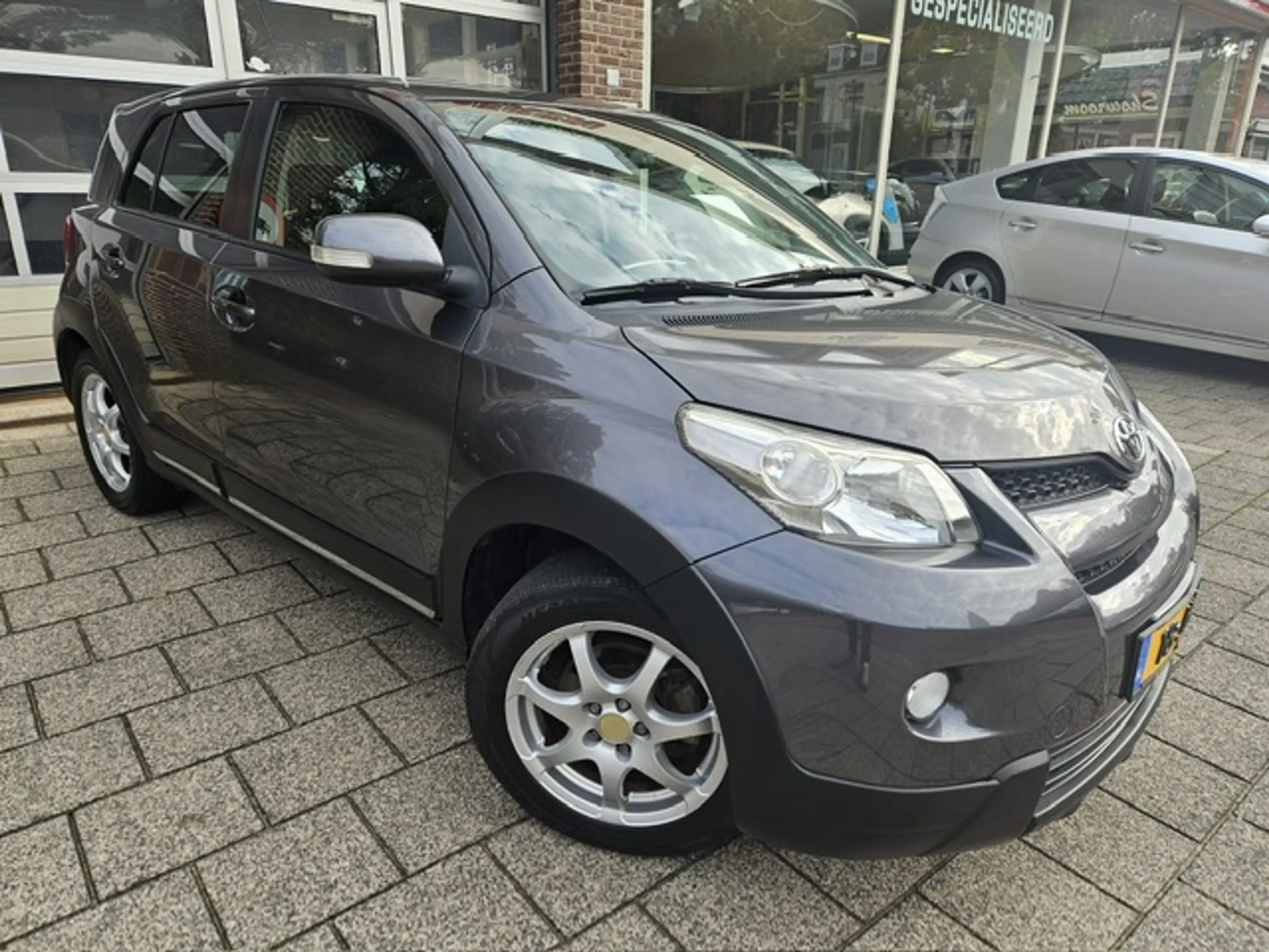 Toyota Urban Cruiser 1.3 VVT-i Dynamic Trekhaak — photo 2