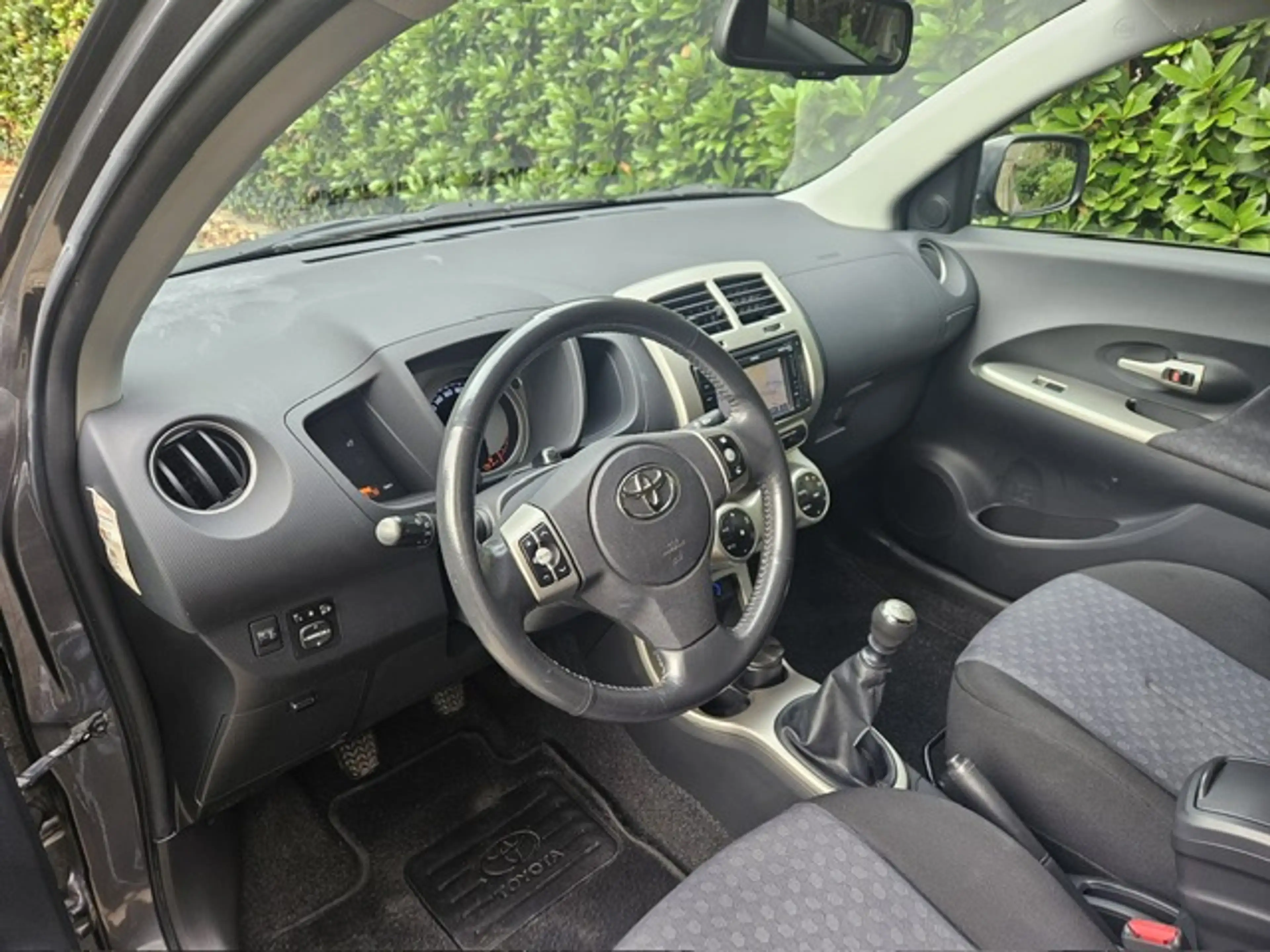 Toyota Urban Cruiser 1.3 VVT-i Dynamic Trekhaak — photo 9