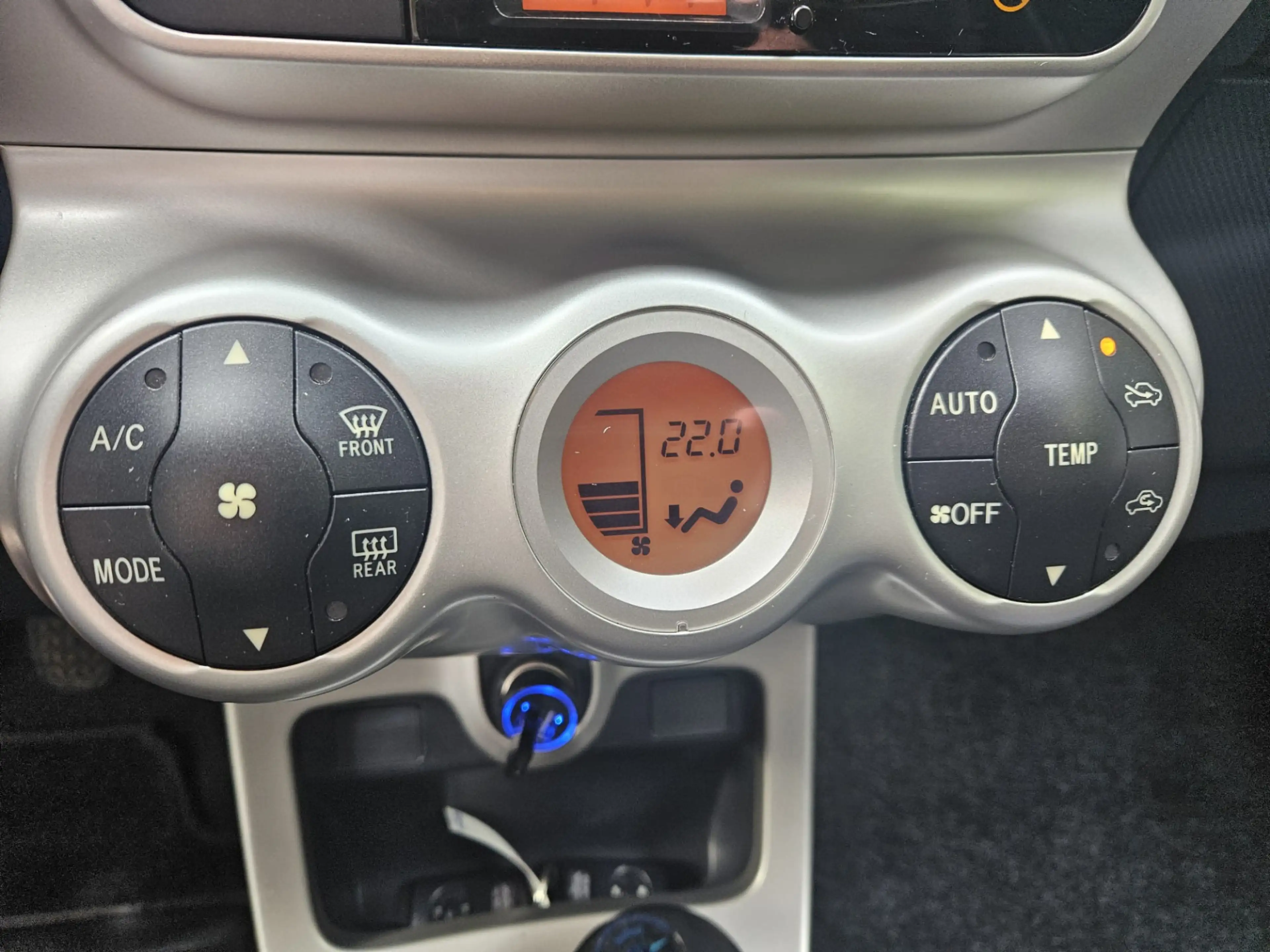 Toyota Urban Cruiser 1.3 VVT-i Dynamic Trekhaak — photo 13