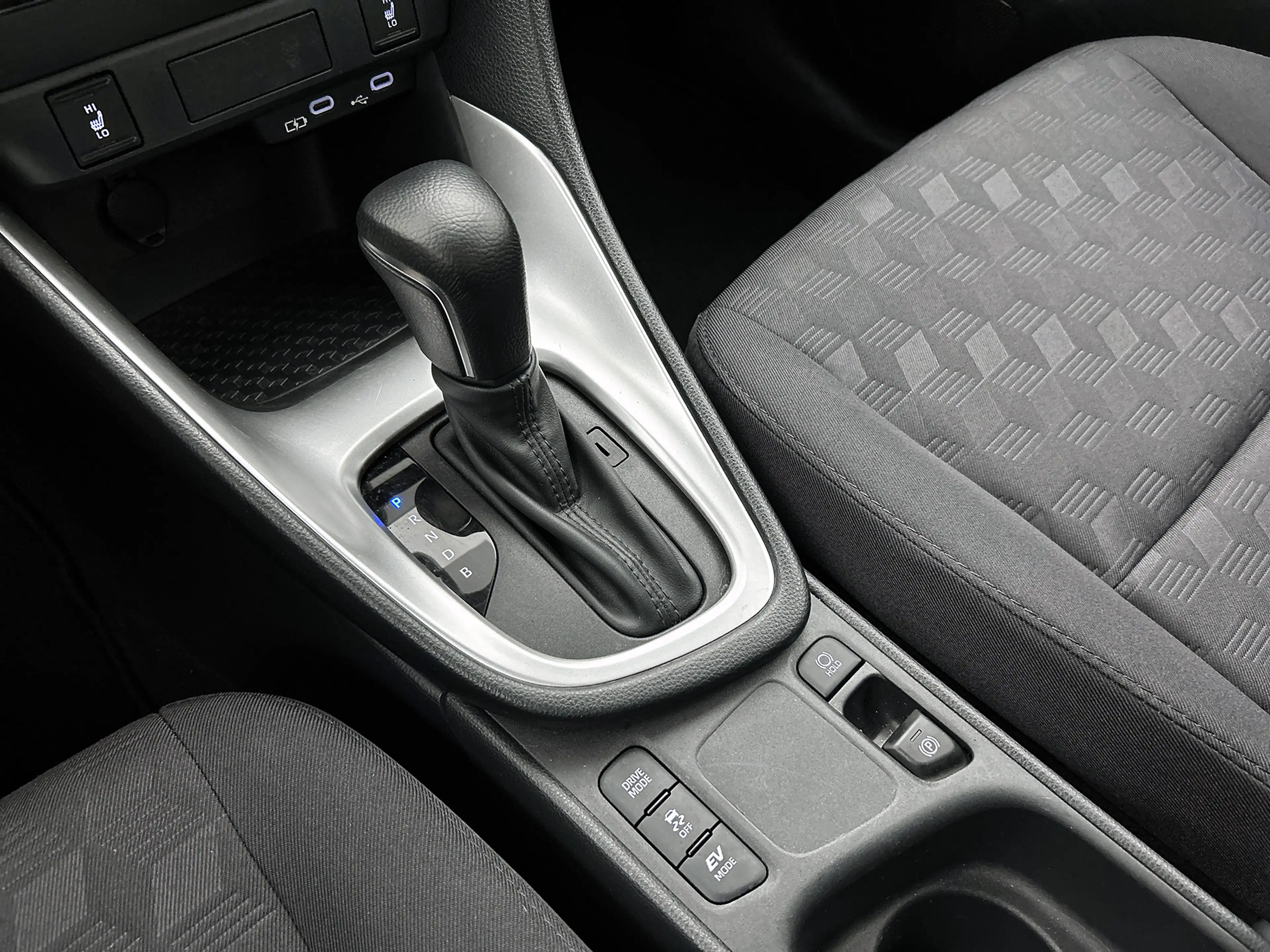 Mazda 2 Hybrid 1.5 Centre-line | Stoelverwarming | Climate — photo 14