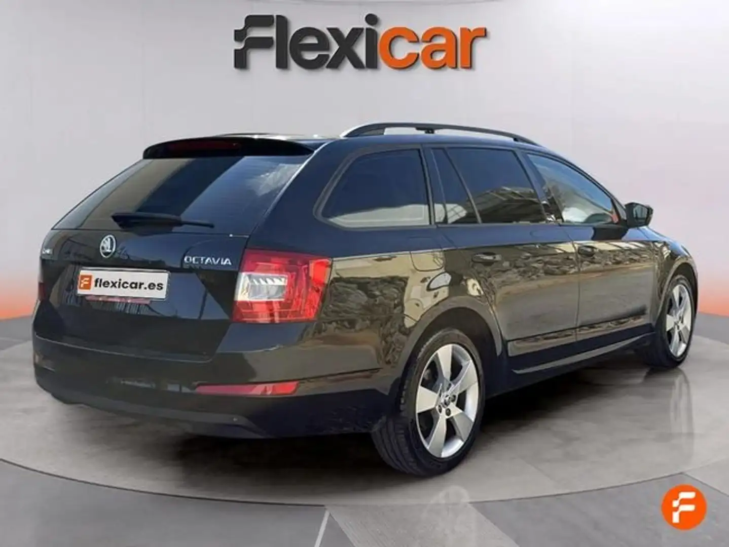 Skoda Octavia Combi 1.6TDI CR Ambition Greenline Czarny - 2