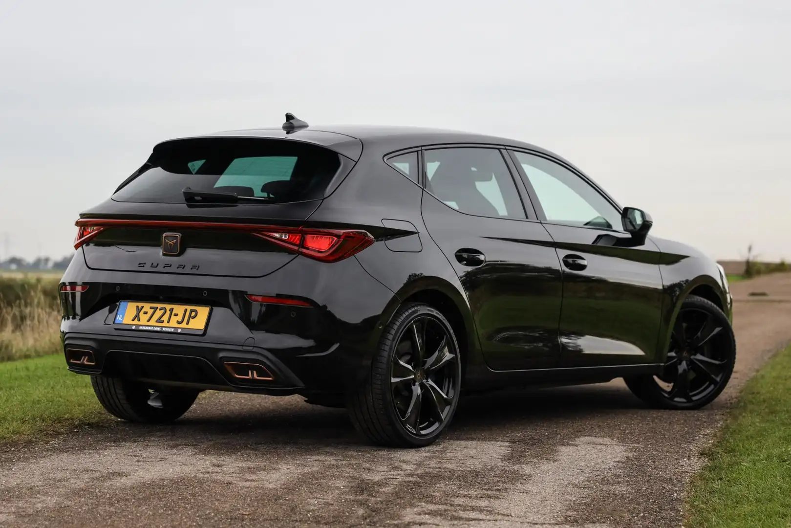 CUPRA Leon 1.4 e-Hybrid VZ Copper Edition ✅LED ✅ ACC ✅ Carpla Negro - 2