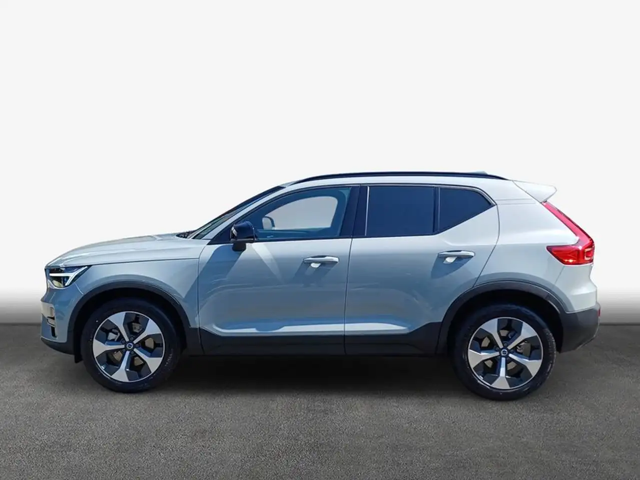 Volvo XC40 2026
