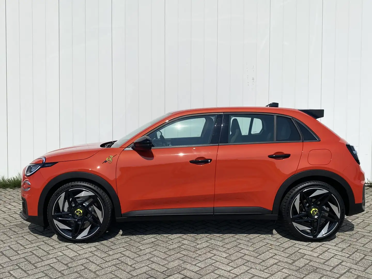 Fiat 600e Abarth Turismo 240PK | NIEUW | Alcantara Bekleding - 2