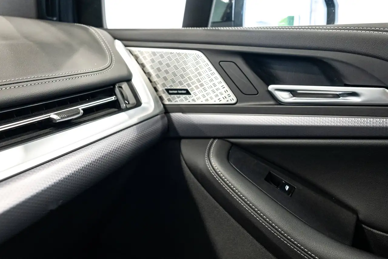 BMW 218 i active tourer, M pack, Head Up, Harman Kardonn, миниатюра 30