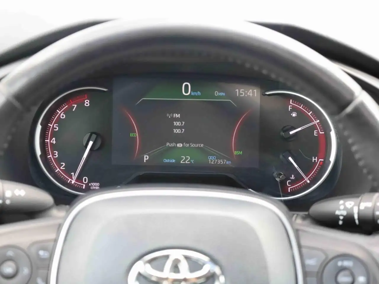 Toyota RAV 4 снимка Toyota RAV 4