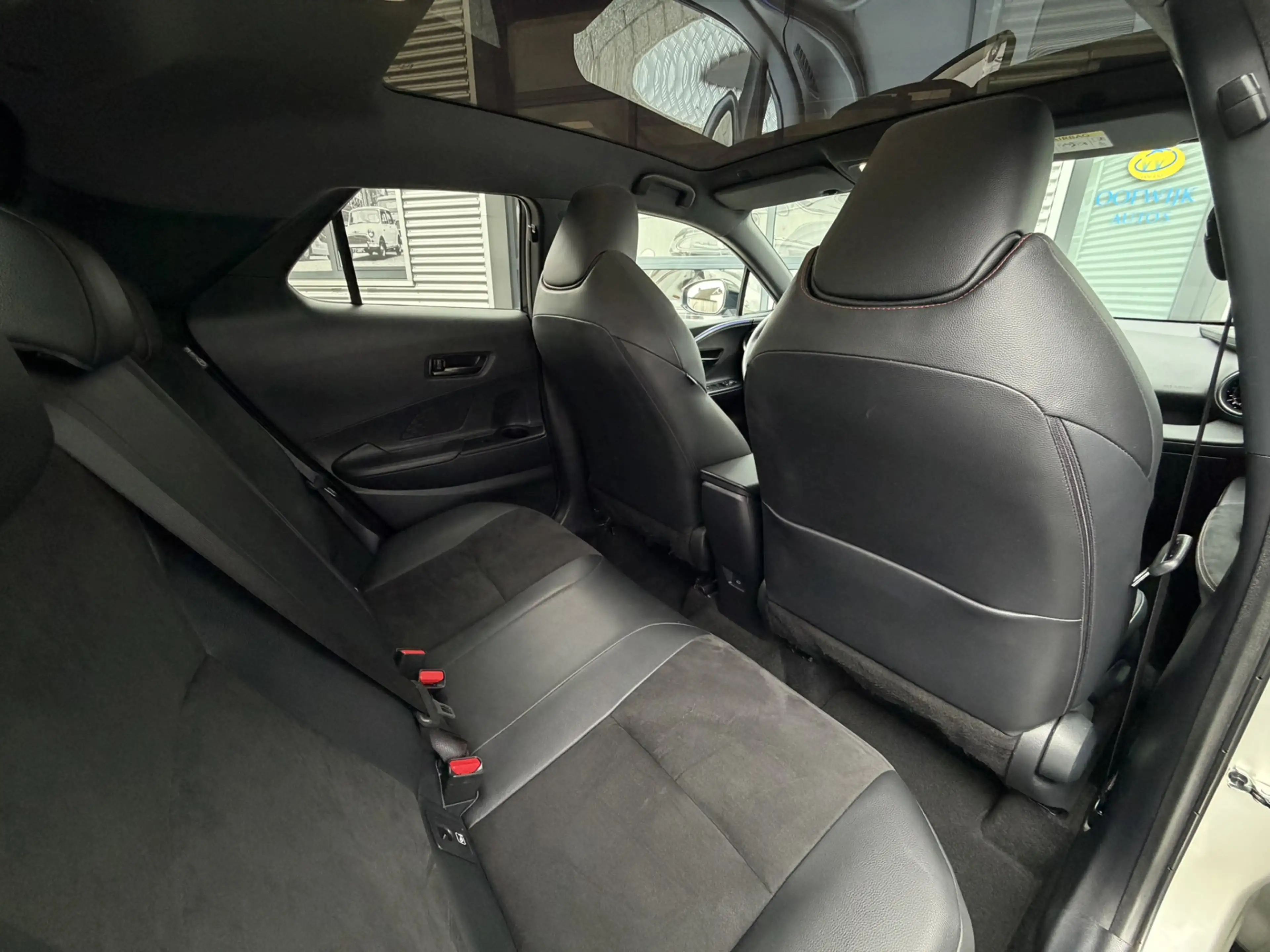 Toyota C-HR 2.0 Hybrid 200 GR SPORT Première Edition — photo 23