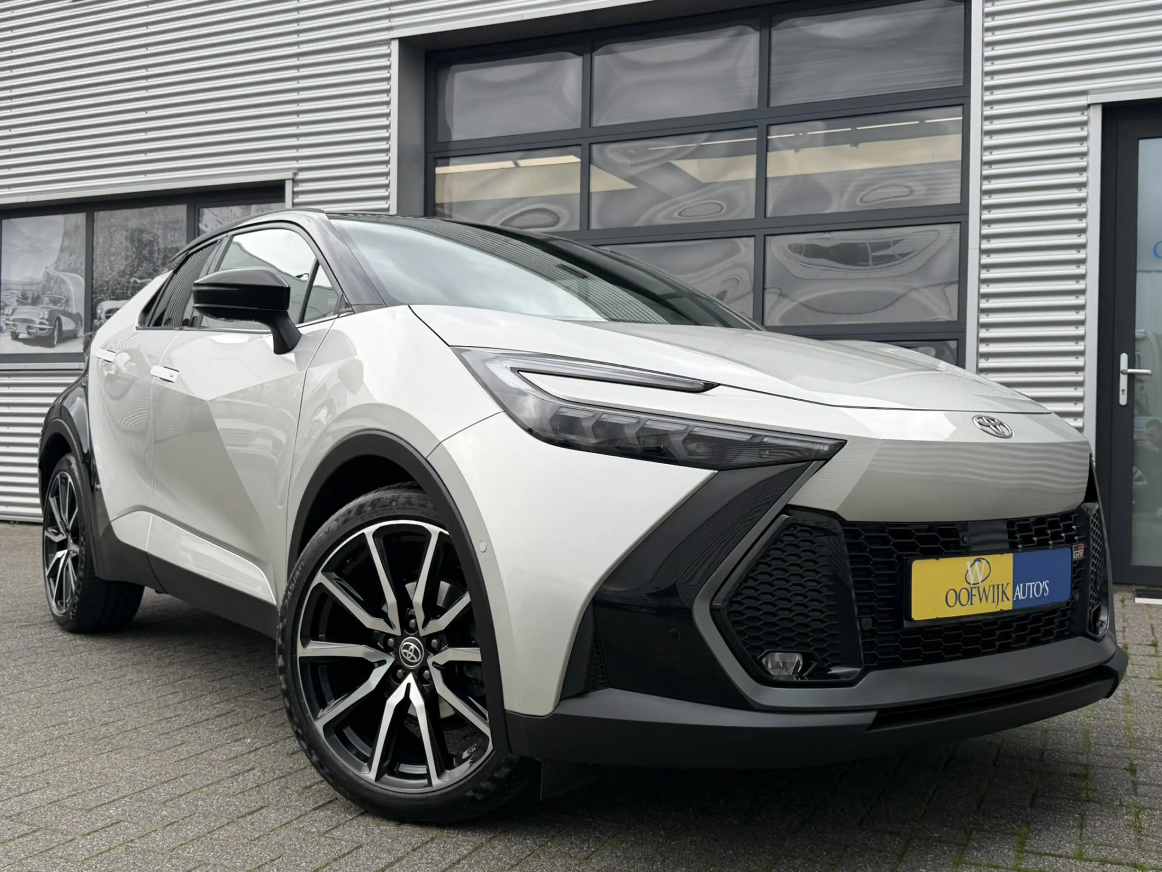Toyota C-HR 2.0 Hybrid 200 GR SPORT Première Edition — photo 25