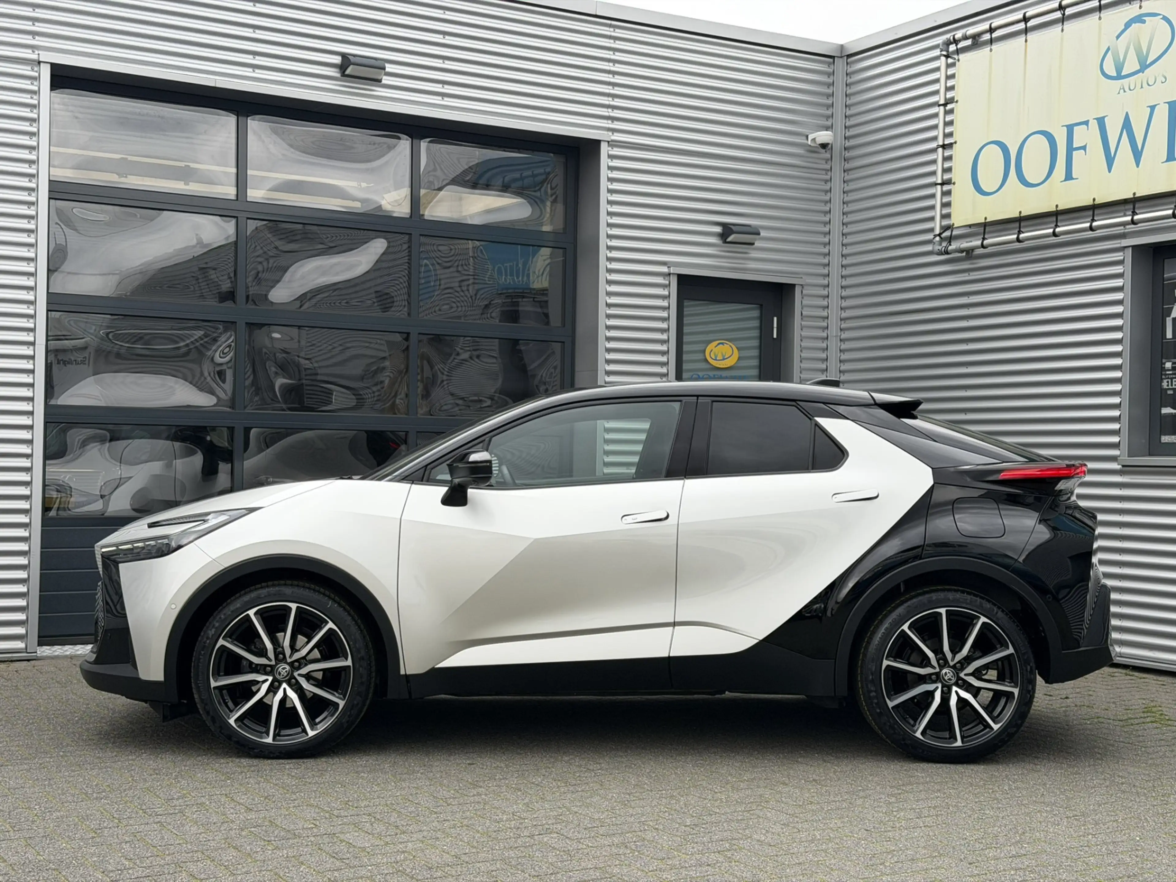 Toyota C-HR 2.0 Hybrid 200 GR SPORT Première Edition — photo 3