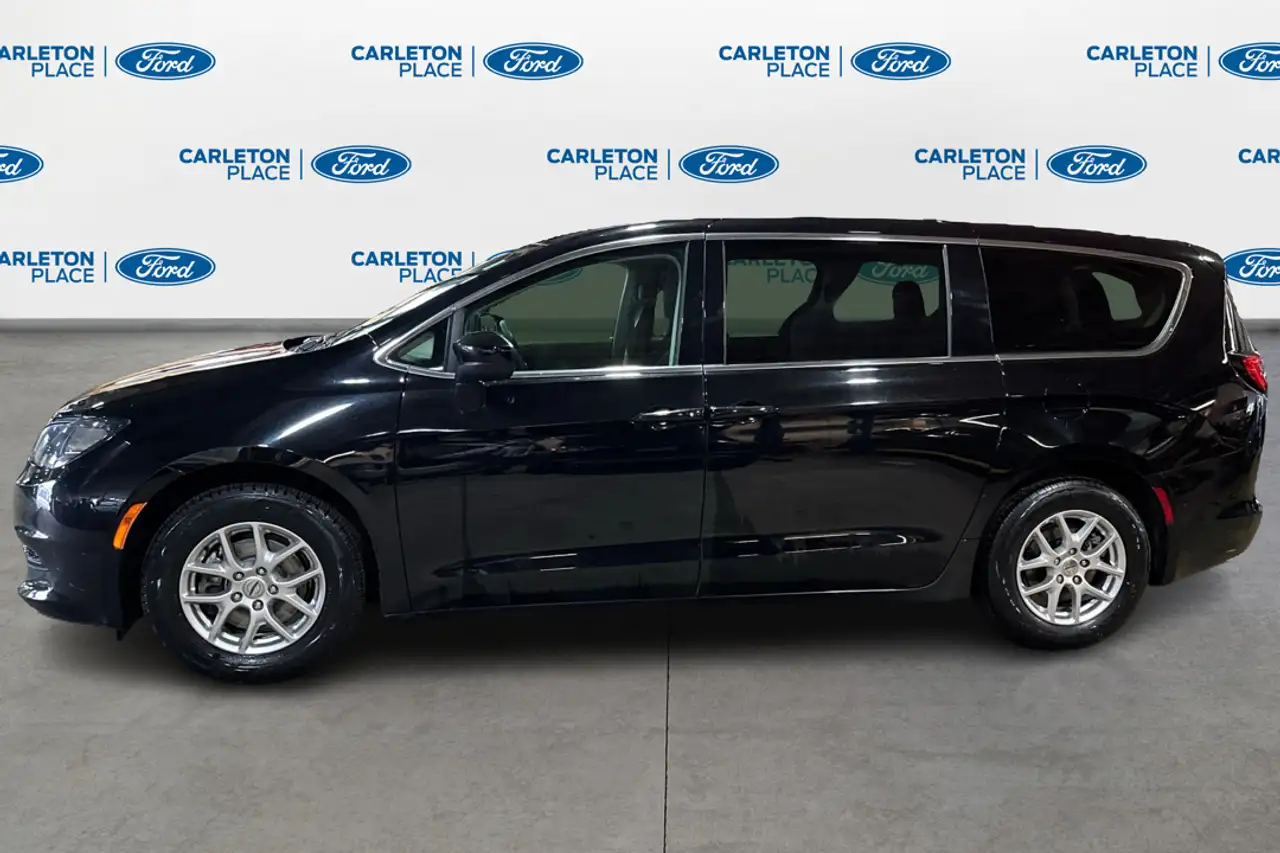 Chrysler Grand Caravan снимка Chrysler Grand Caravan