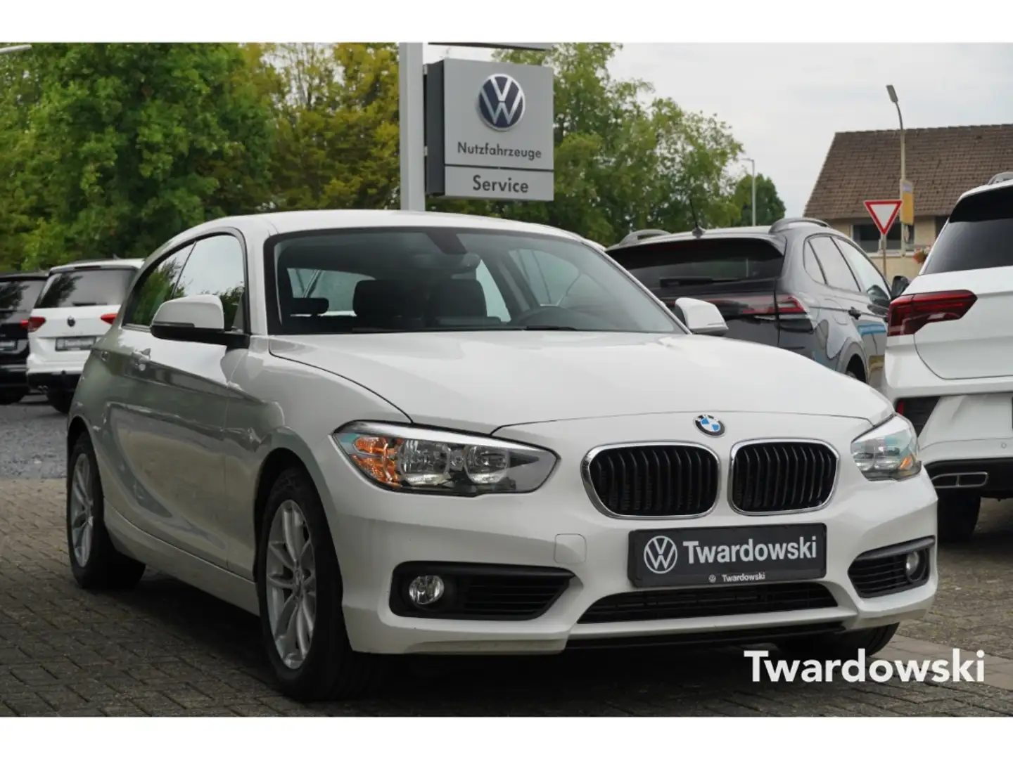 BMW 118 d Advantage M-Technic HIFI Ambiente Sitz-Hz Wit - 1