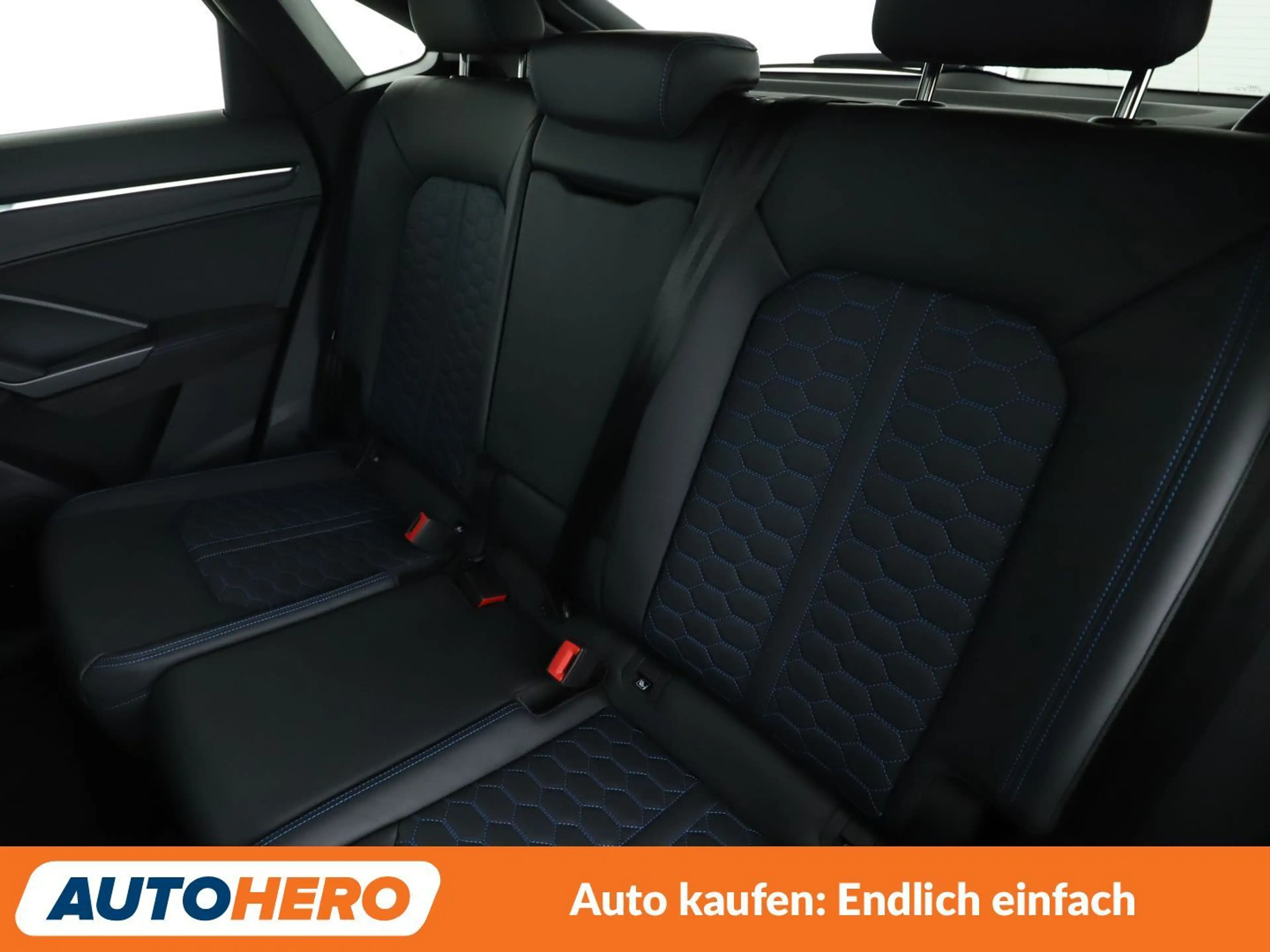 Audi RS Q3 2.5 TFSI quattro Aut.*NAVI*LED*CAM* — photo 14