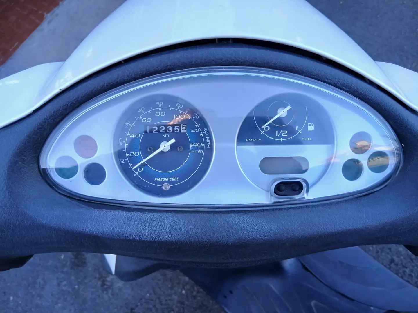 Piaggio Fly 125 150 c.c Blanc - 1