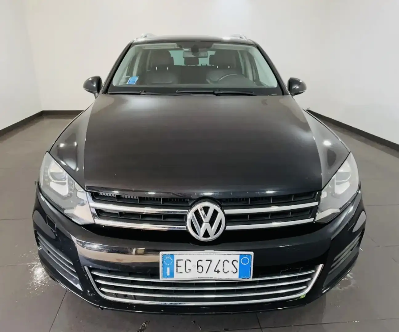 Volkswagen Touareg 3.0 V6 tdi Executive 245cv tiptronic garanzia 12 Schwarz - 1